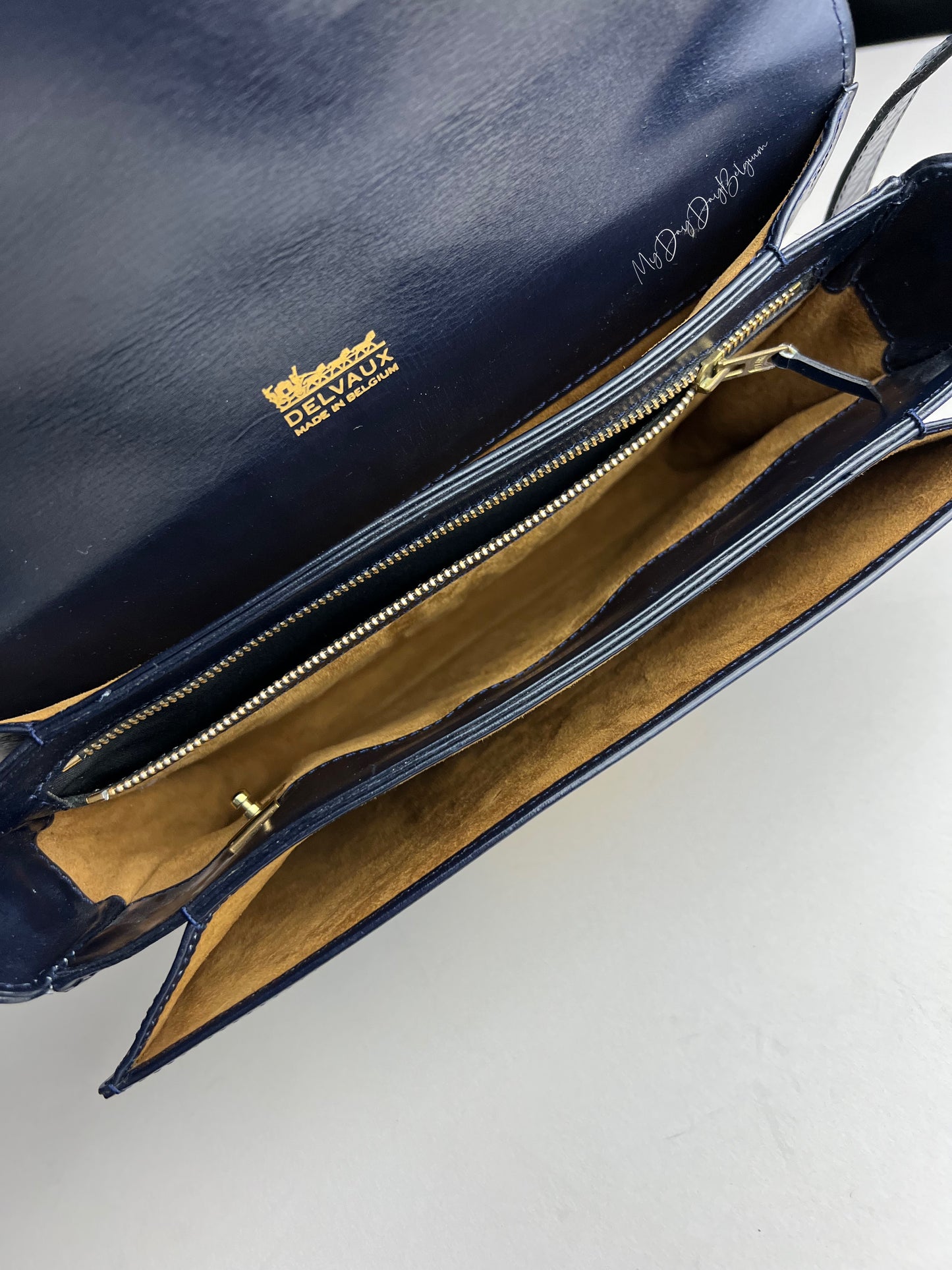 Delvaux Bourgogne 1976