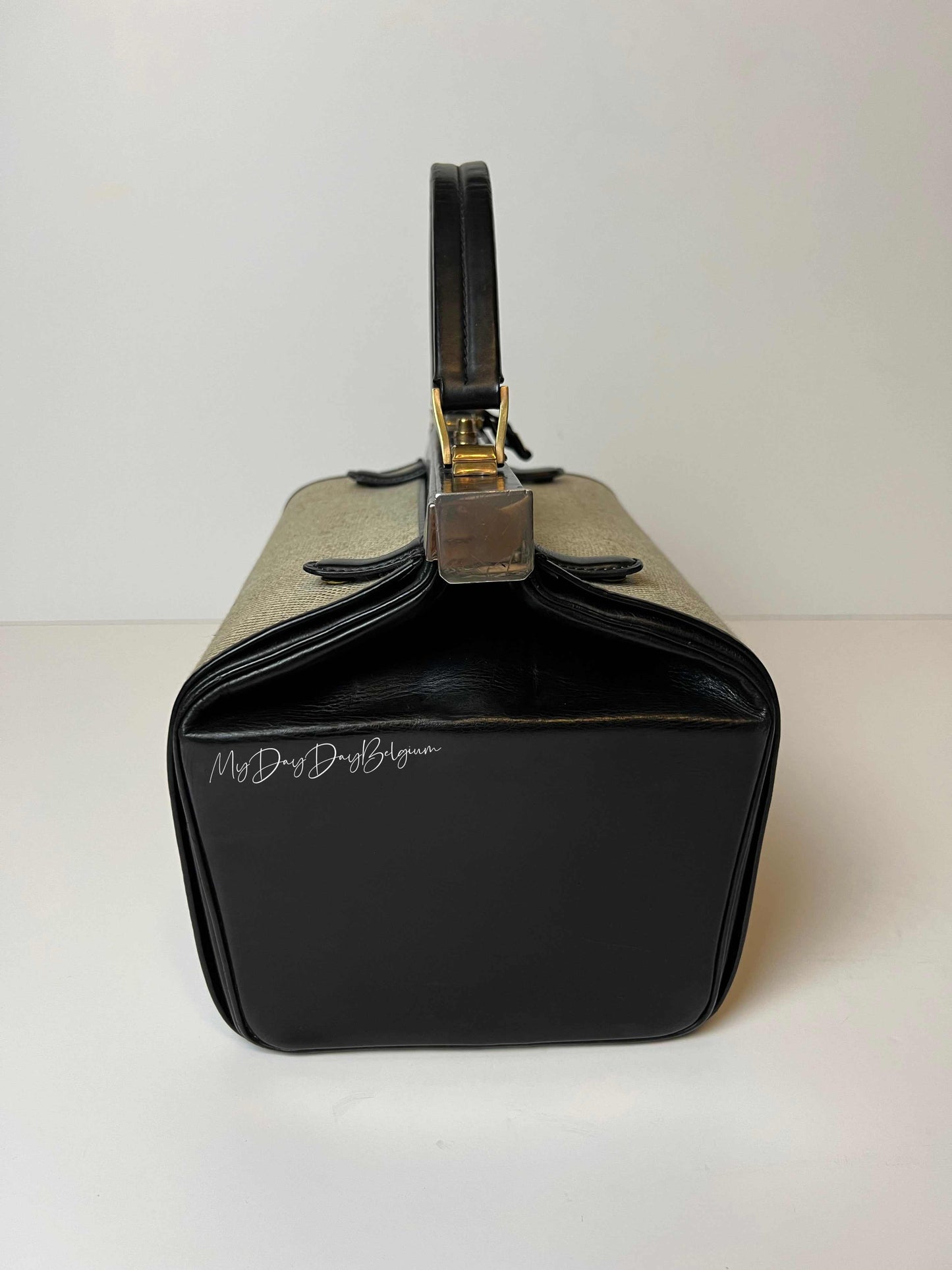 Delvaux vintage 1962 doctor bag