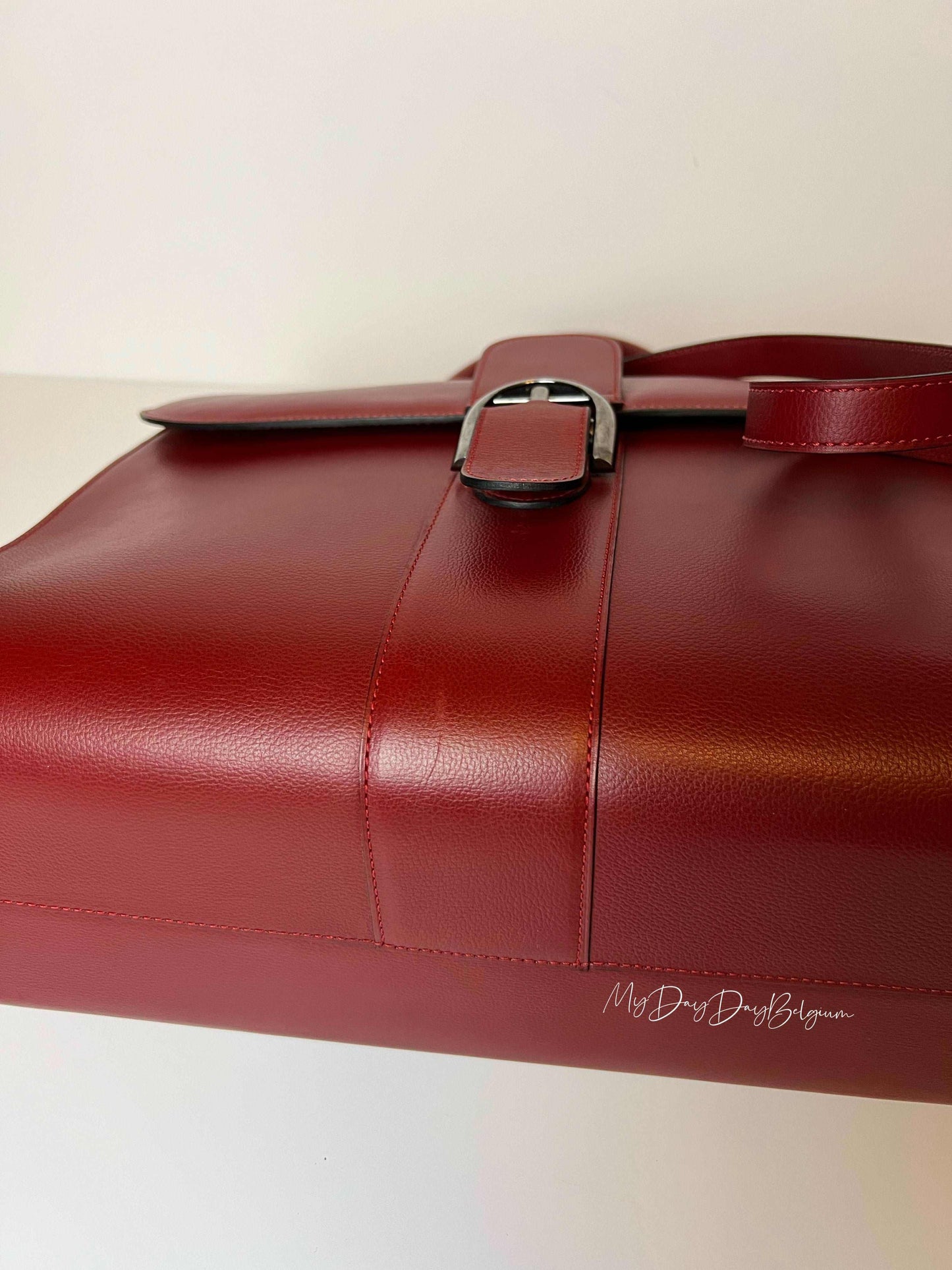 Delvaux Brillant