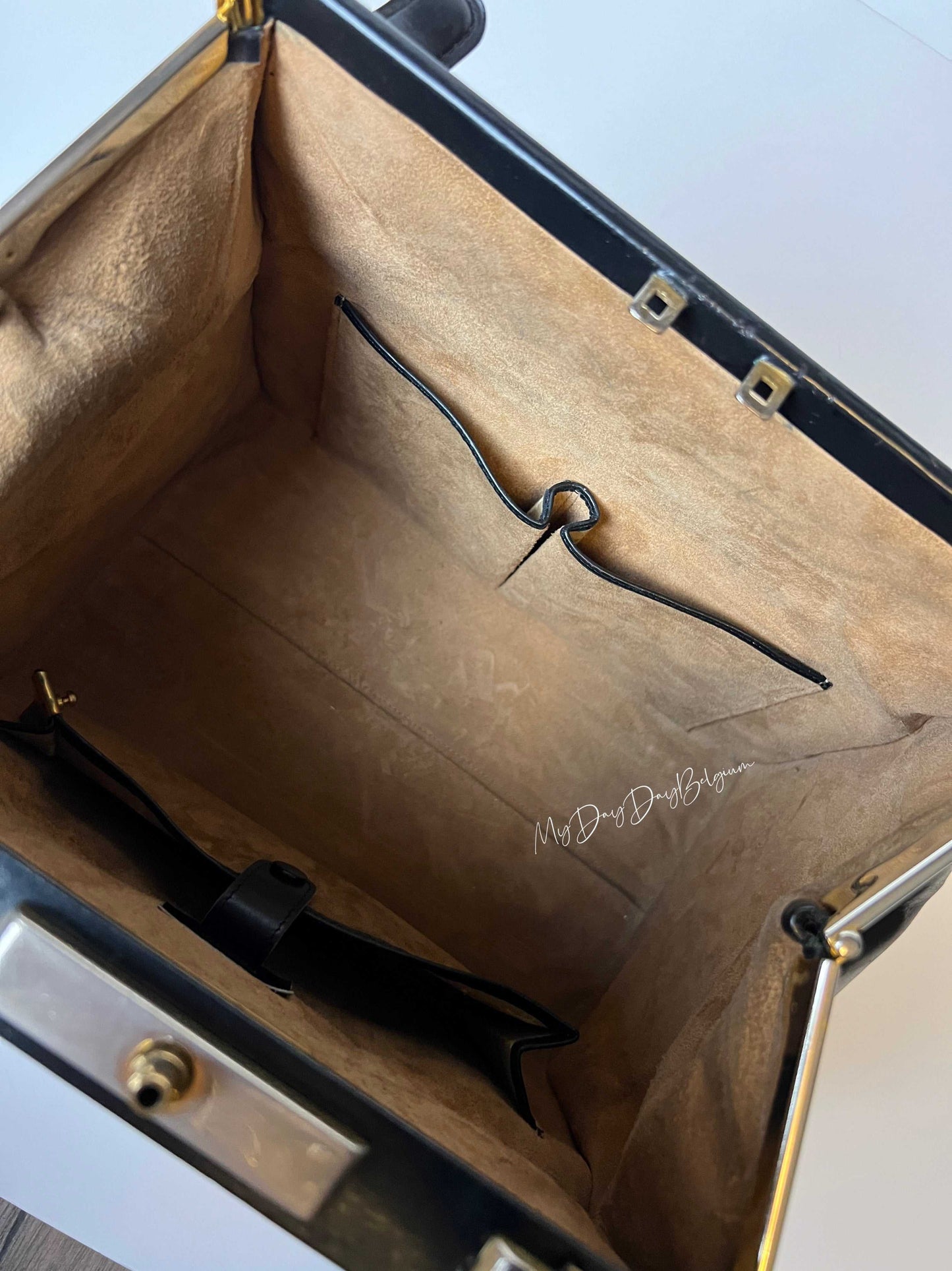 Delvaux vintage 1962 doctor bag