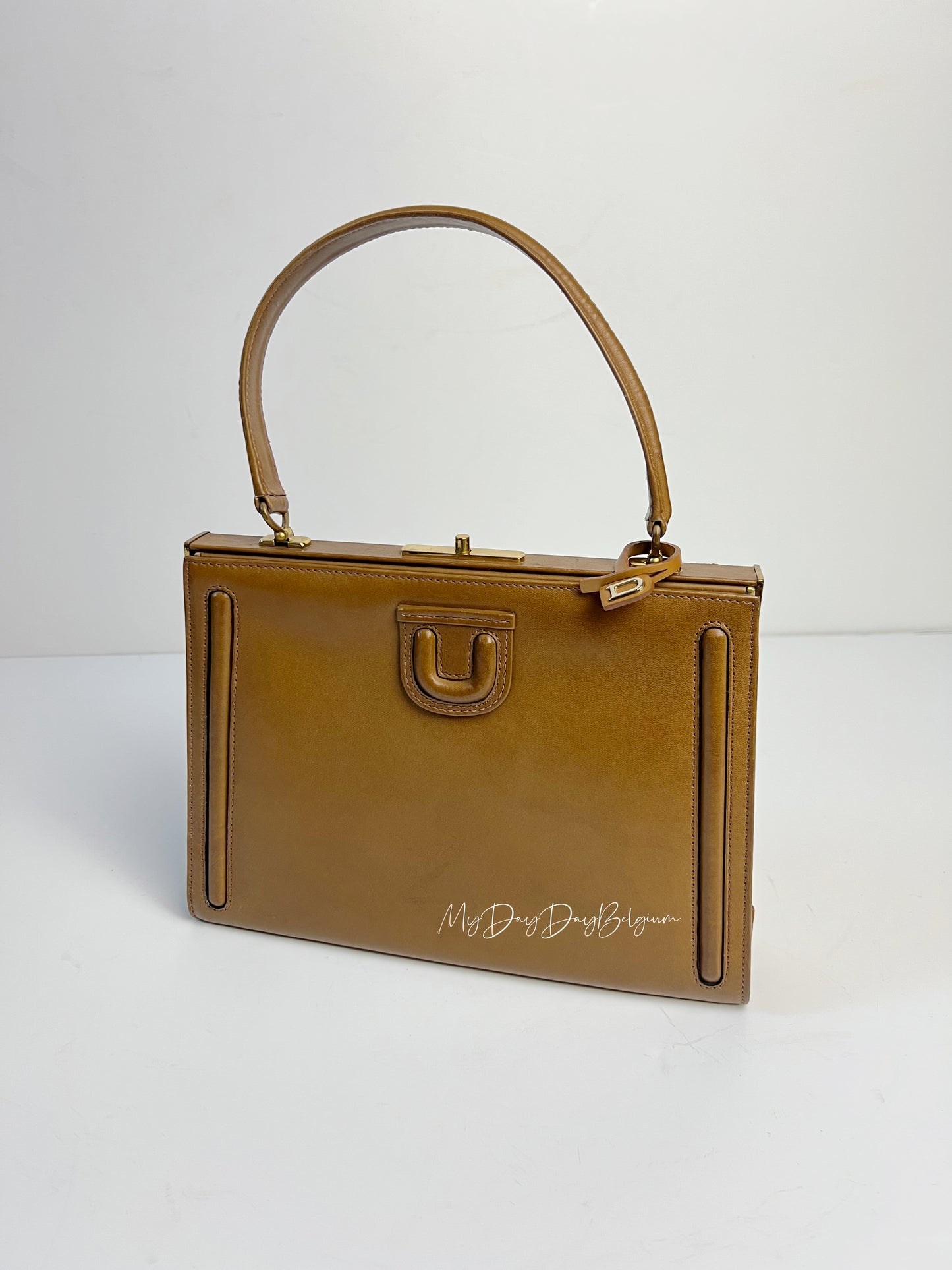 Vintage Delvaux top handle 1965