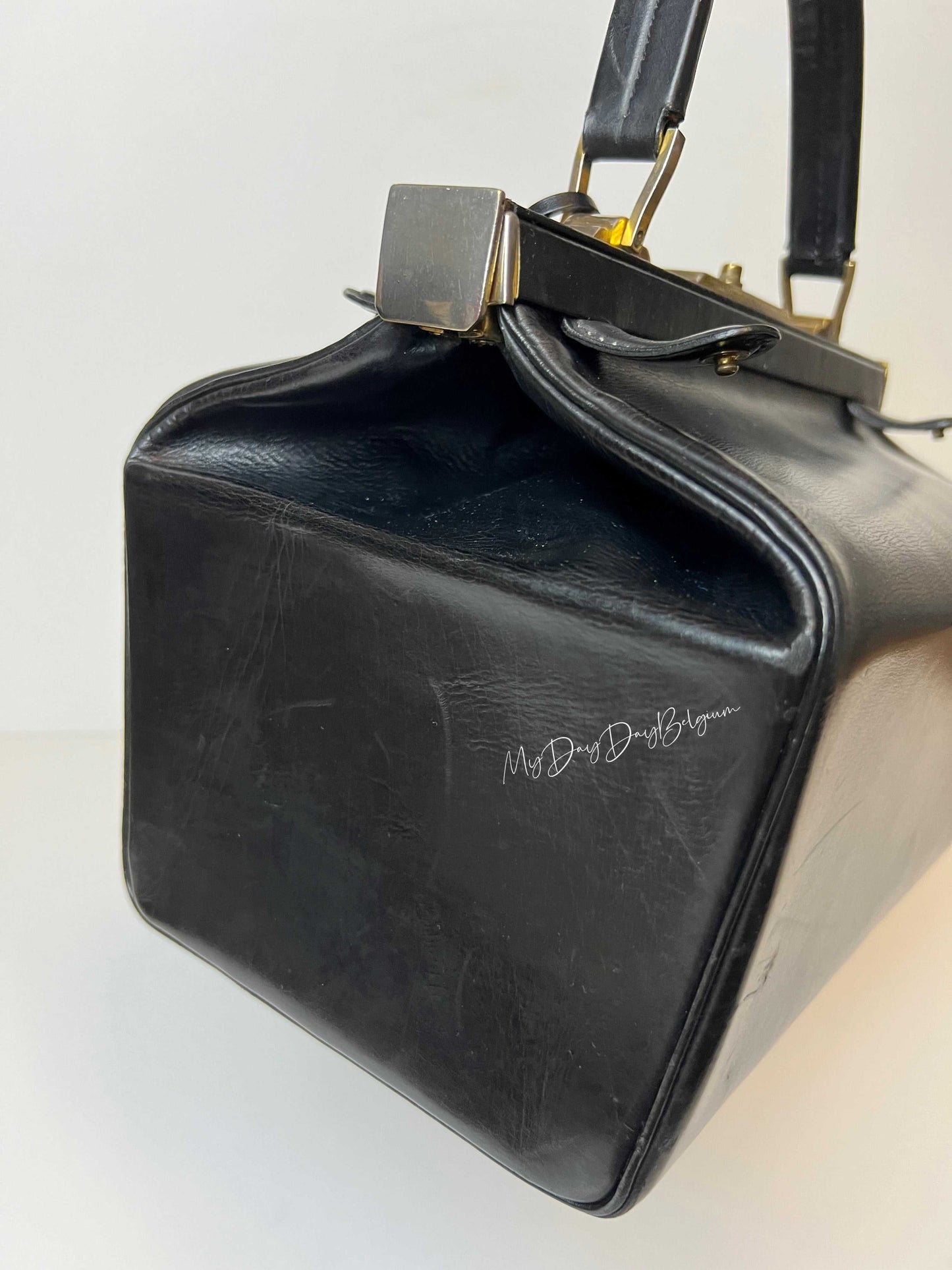 Delvaux vintage 1962 doctor bag