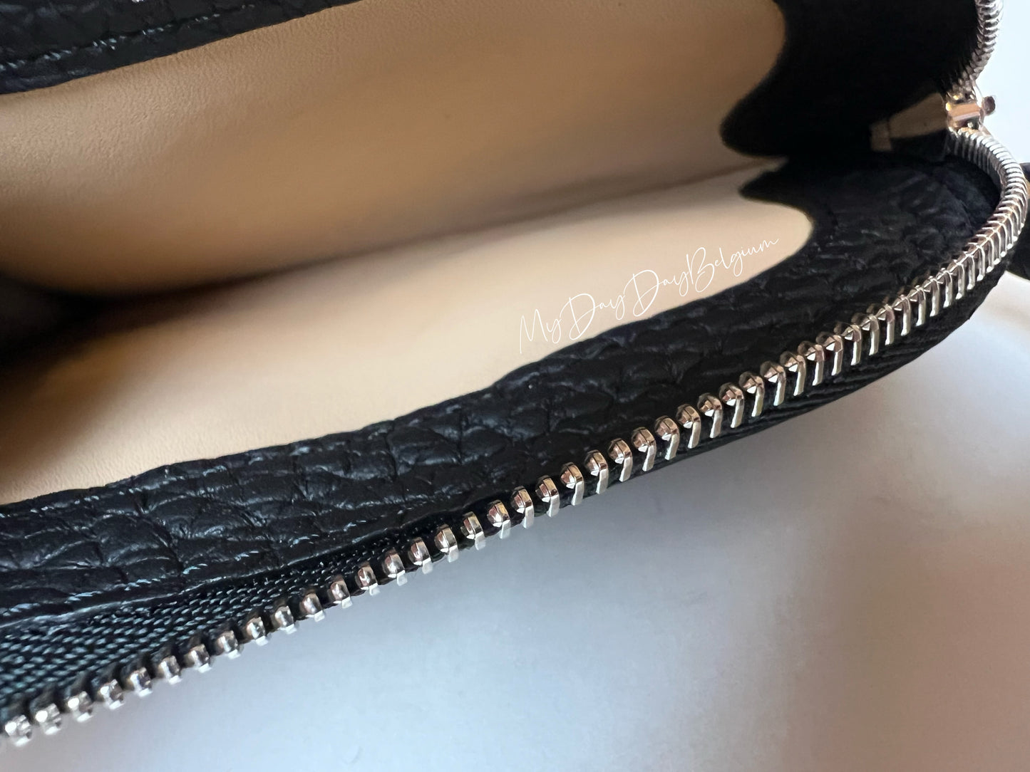 Delvaux wallet