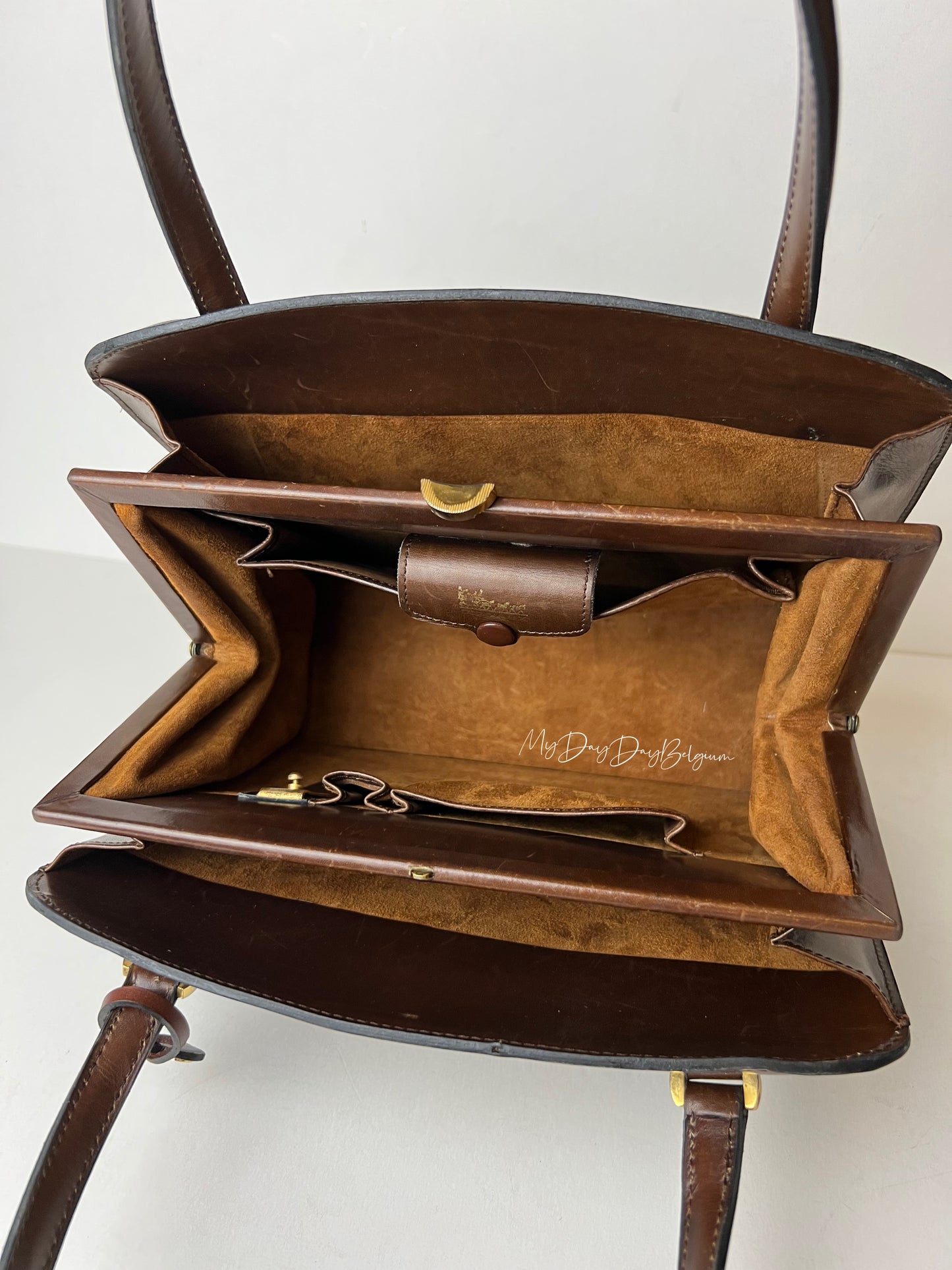 Vintage Delvaux top handle 1967