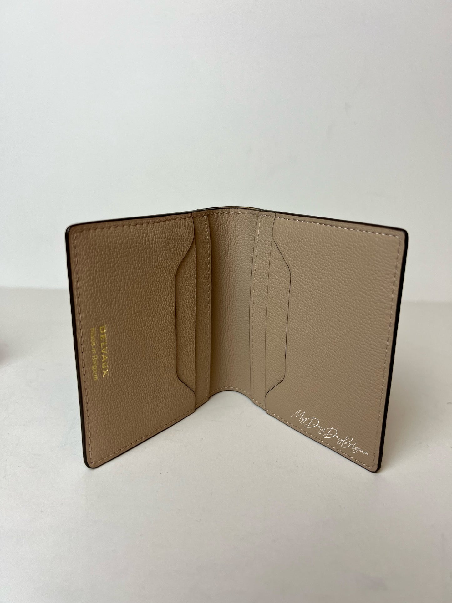 Delvaux wallet