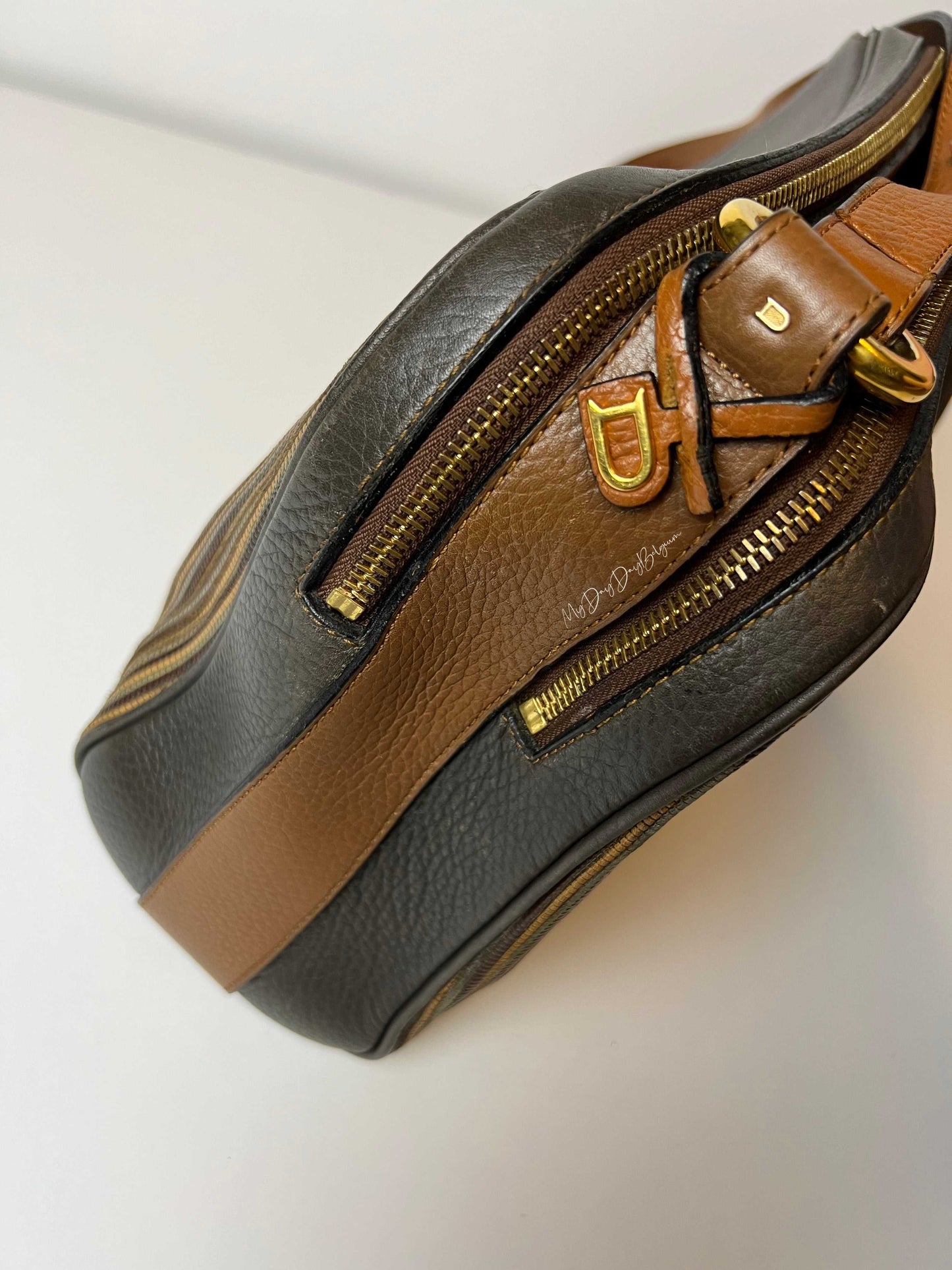 Delvaux vintage cross shoulder bag in toile de cuir 90s