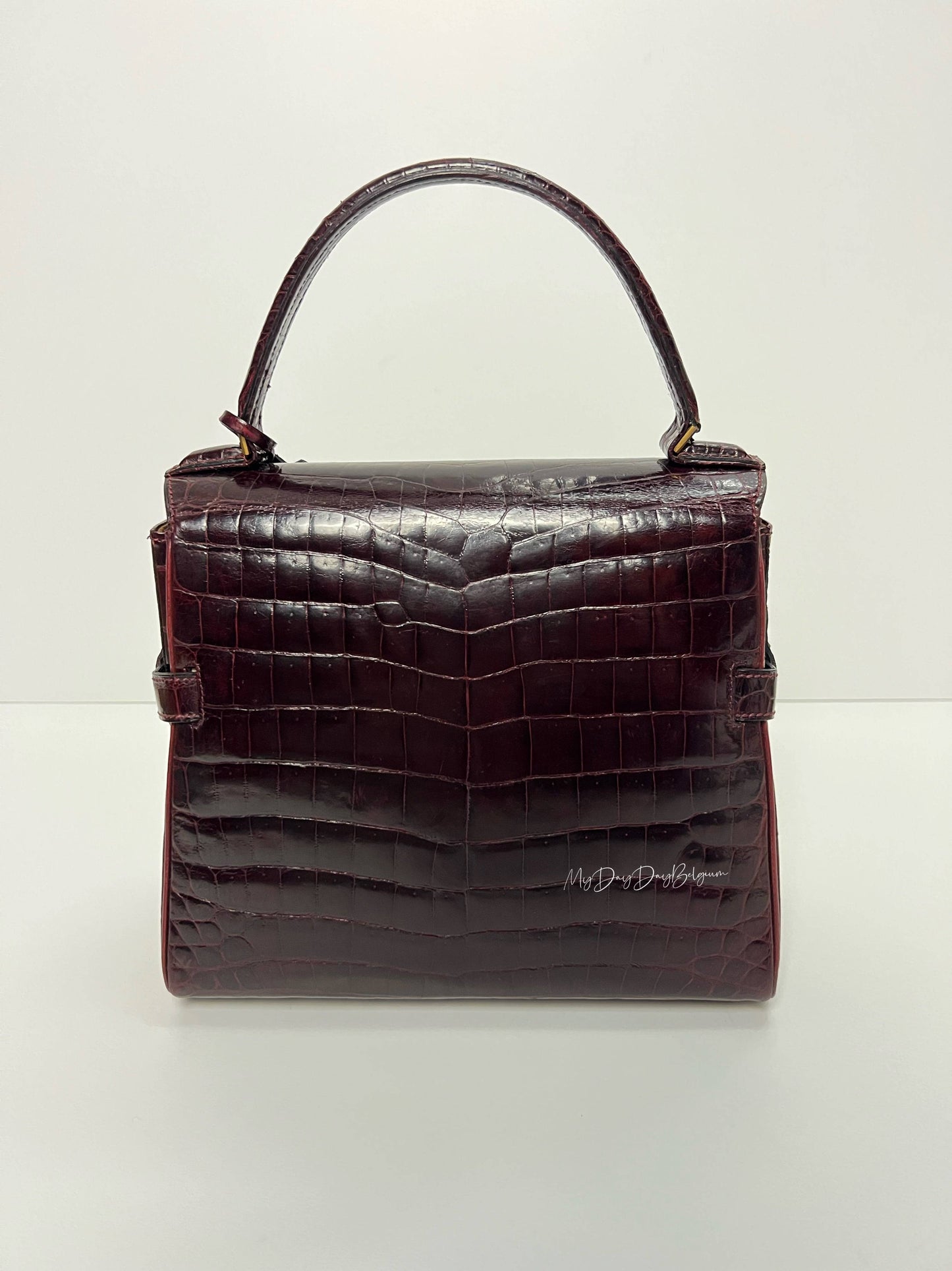 Delvaux Tempête PM 1970s red alligator porosus