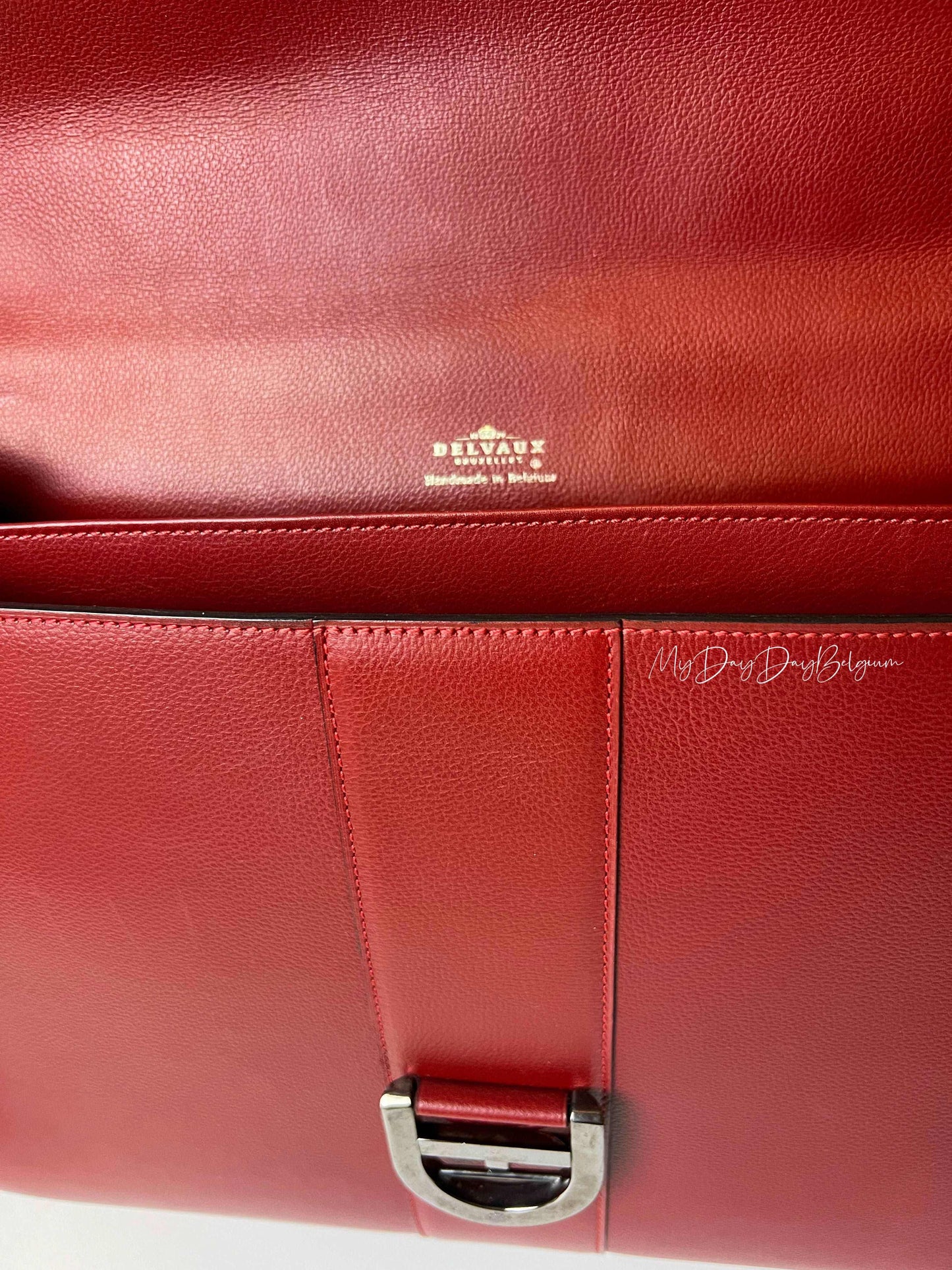 Delvaux Brillant