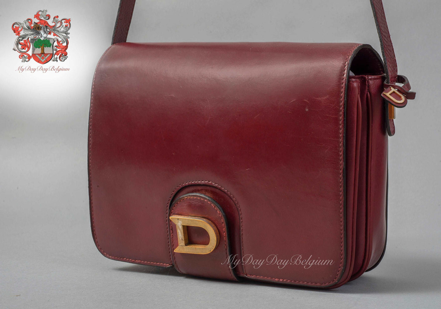 Delvaux vintage crossbody bag 1979