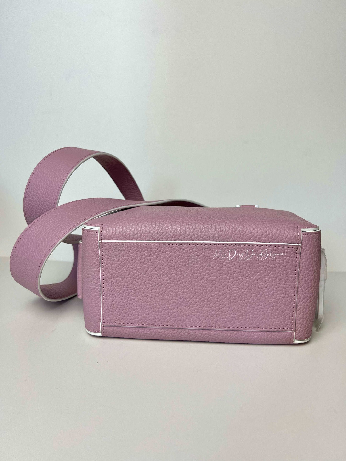 Delvaux Cool Box
