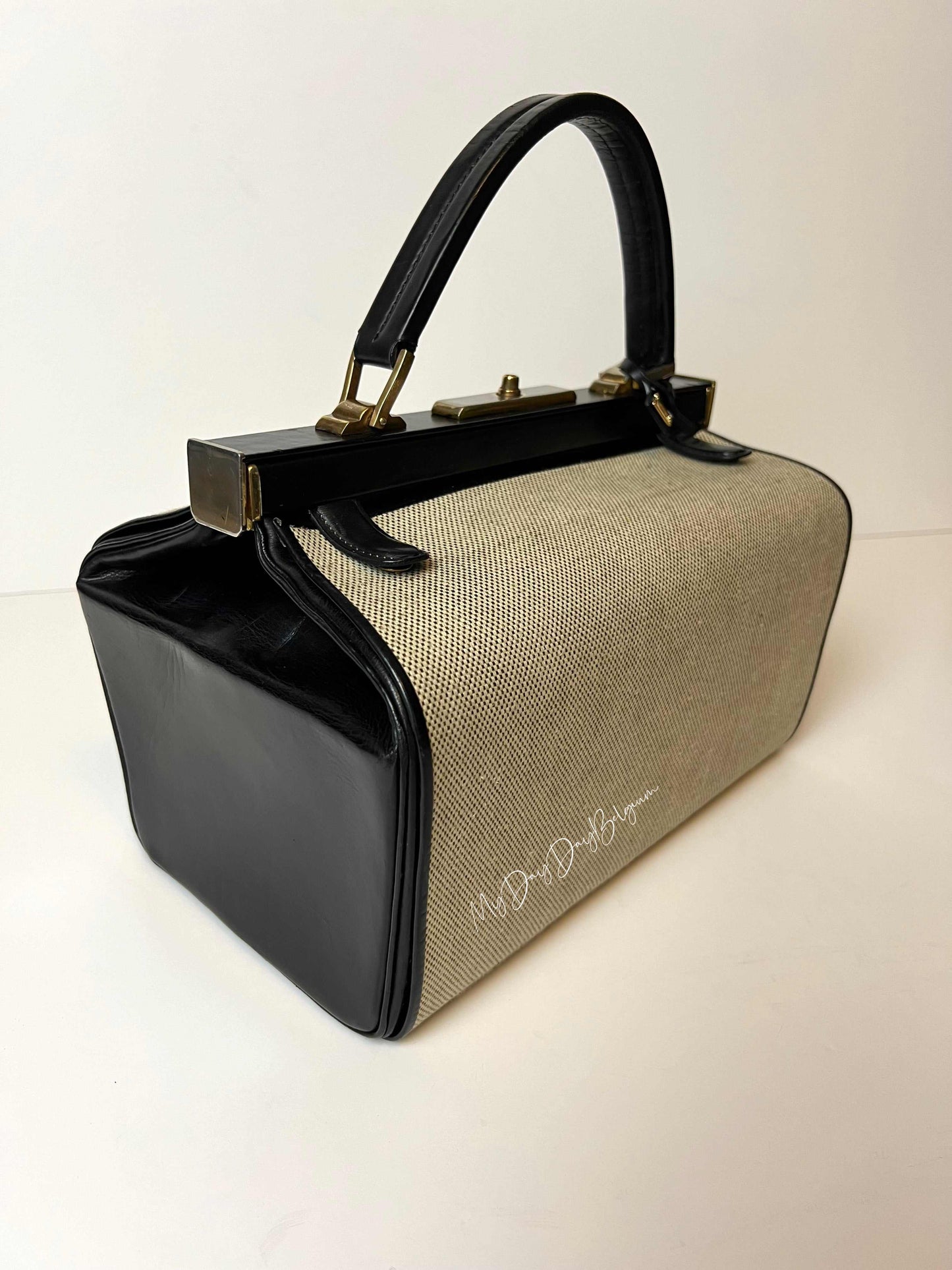Delvaux vintage 1962 doctor bag