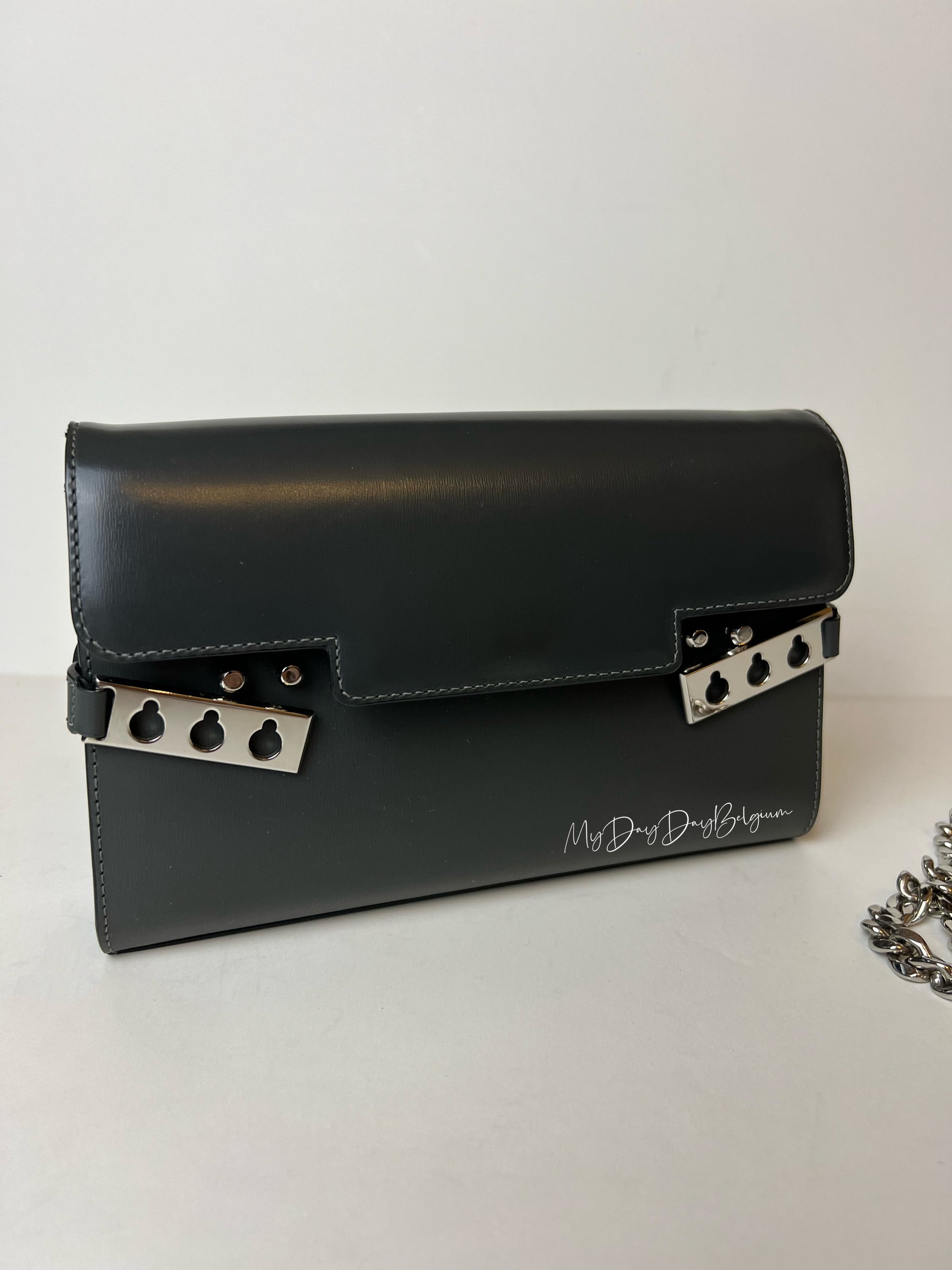 Delvaux Tempete