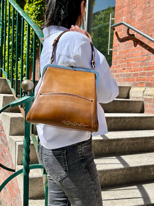 Delvaux vintage crossbody 1960
