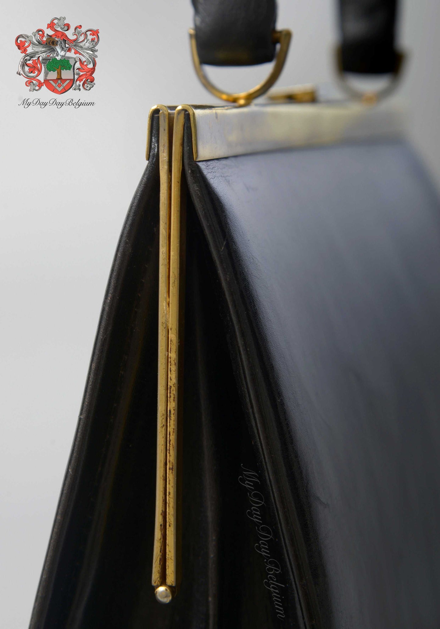 Delvaux vintage top handle bag 1959