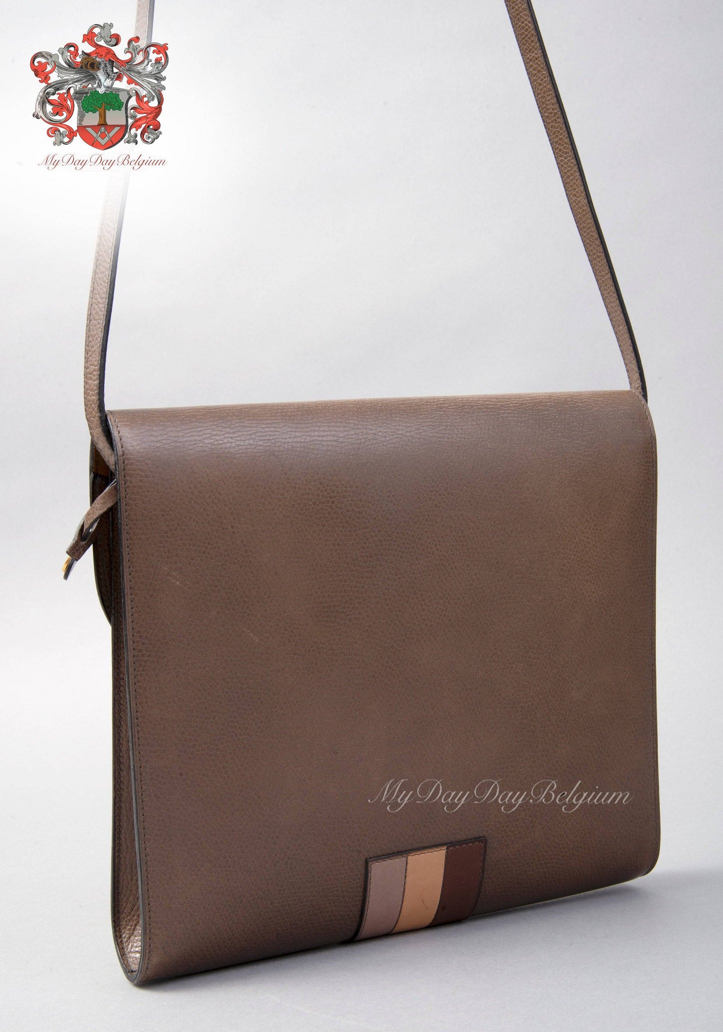 Vintage Delvaux crossbody bag 198-