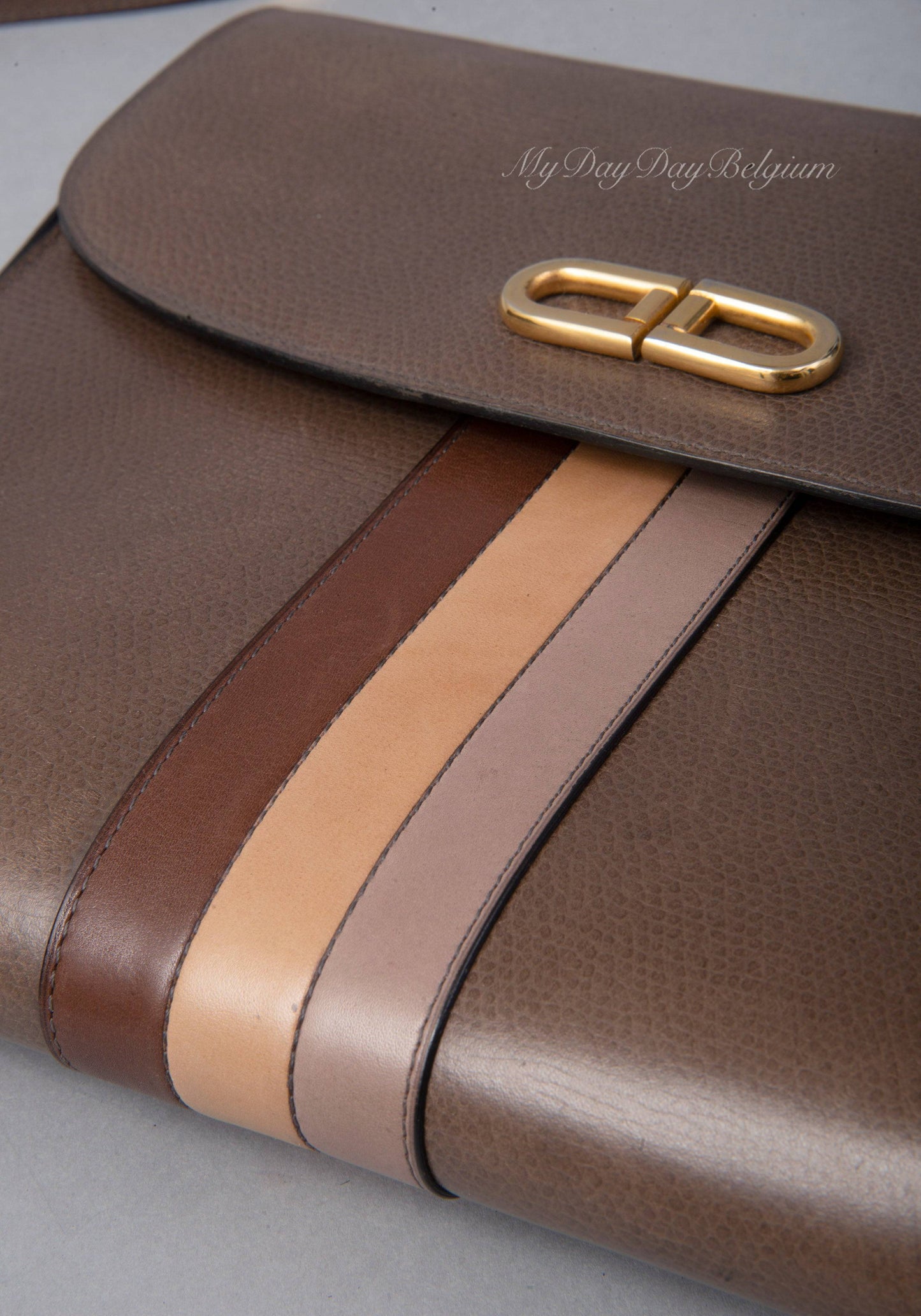 Vintage Delvaux crossbody bag 198-