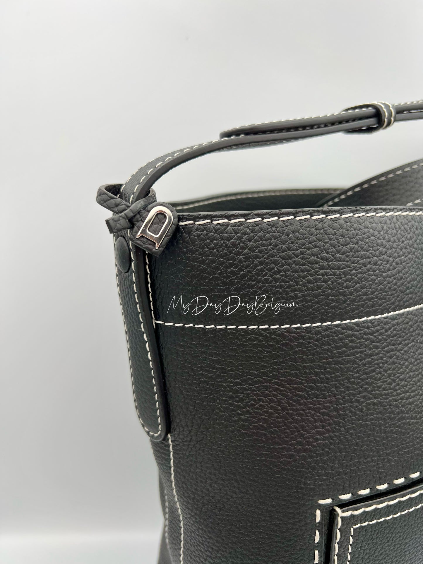 Delvaux Pin Taurillon surpiqué
