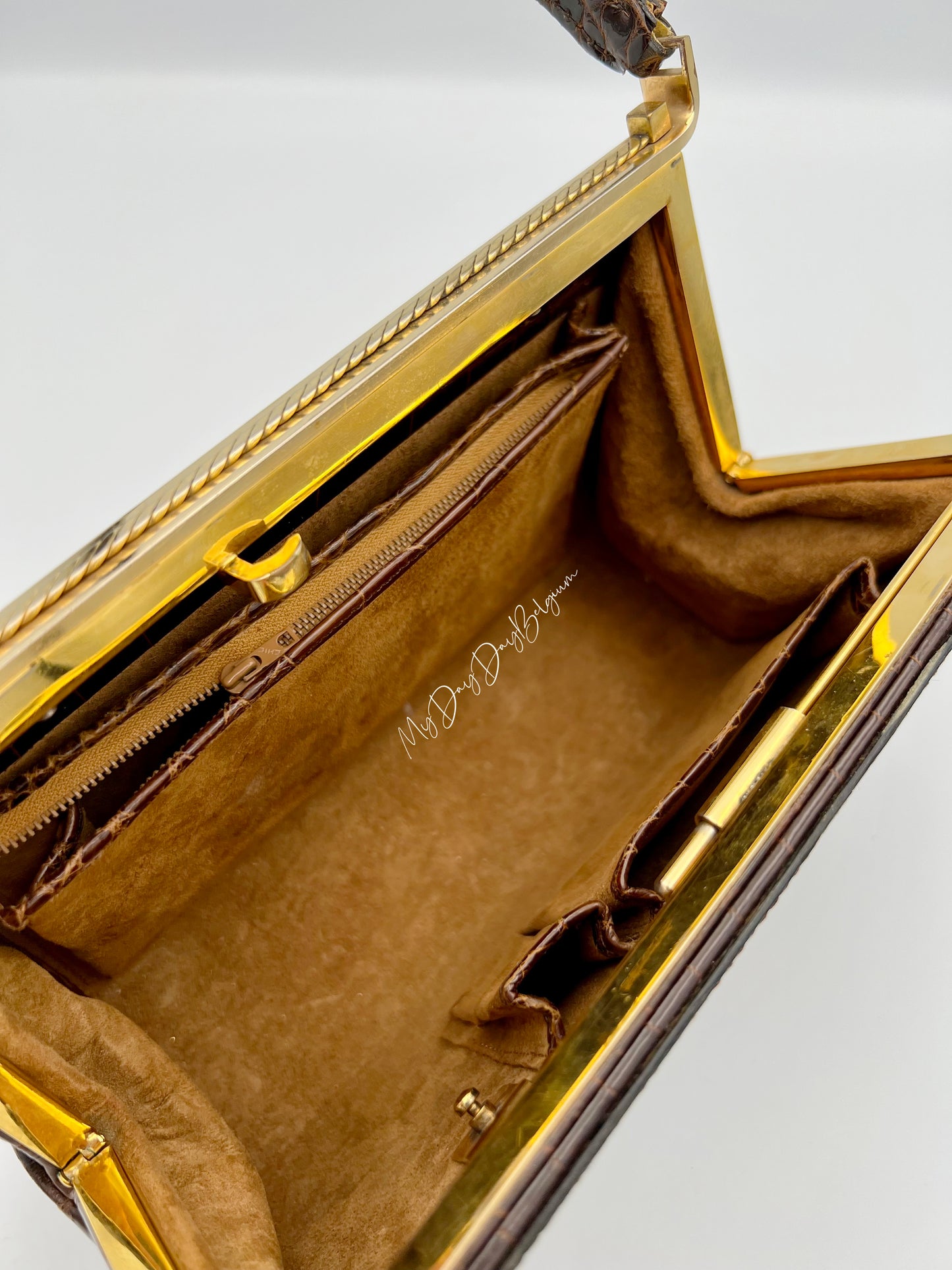 Vintage Delvaux top handle 1966