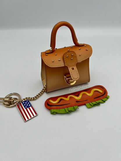 Delvaux miniature Hot Dog big apple edition