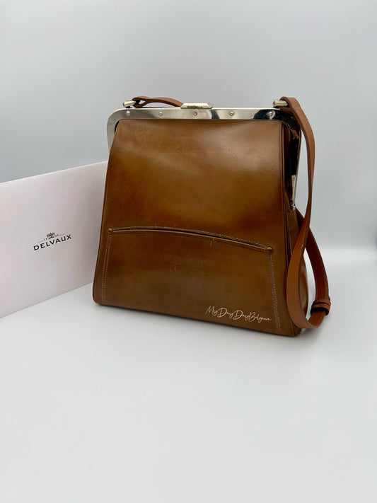 Delvaux vintage crossbody 1960