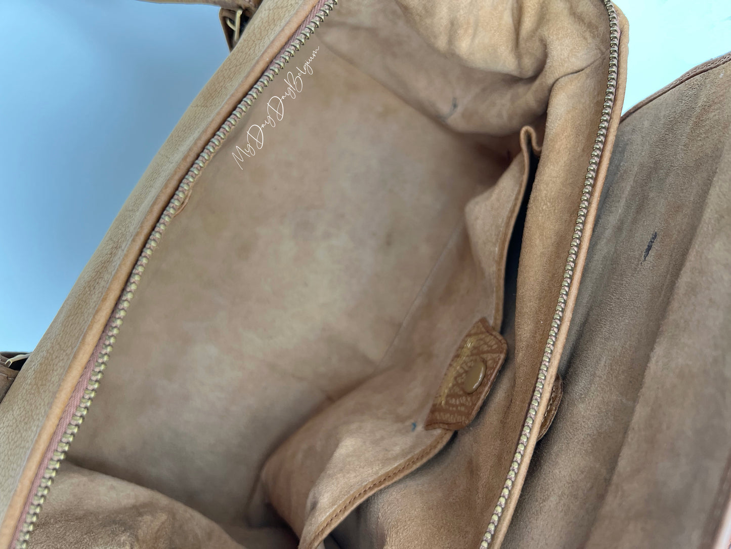 Delvaux vintage top handle collector piece from 1954