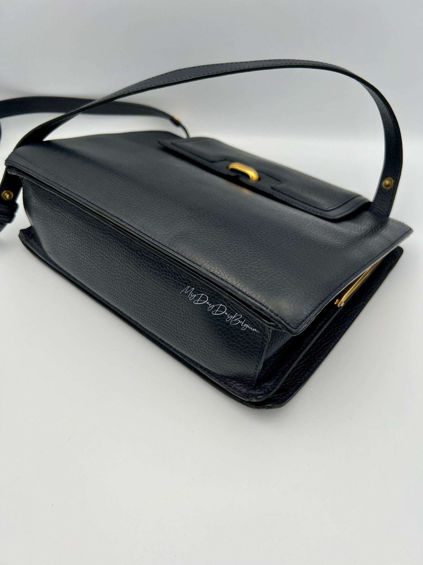 Delvaux vintage crossbody / shoulder bag navy 1991