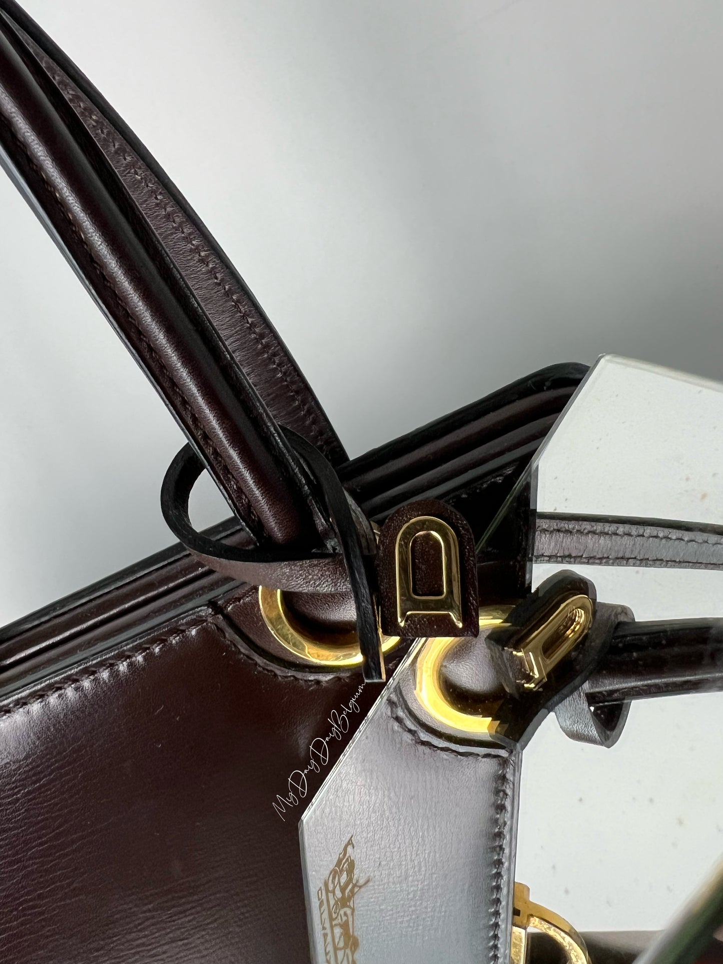 Delvaux vintage top handle handbag 1970