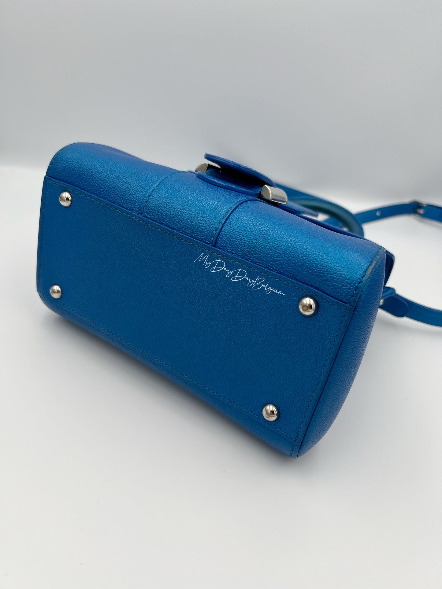 Delvaux Brillant electric blue
