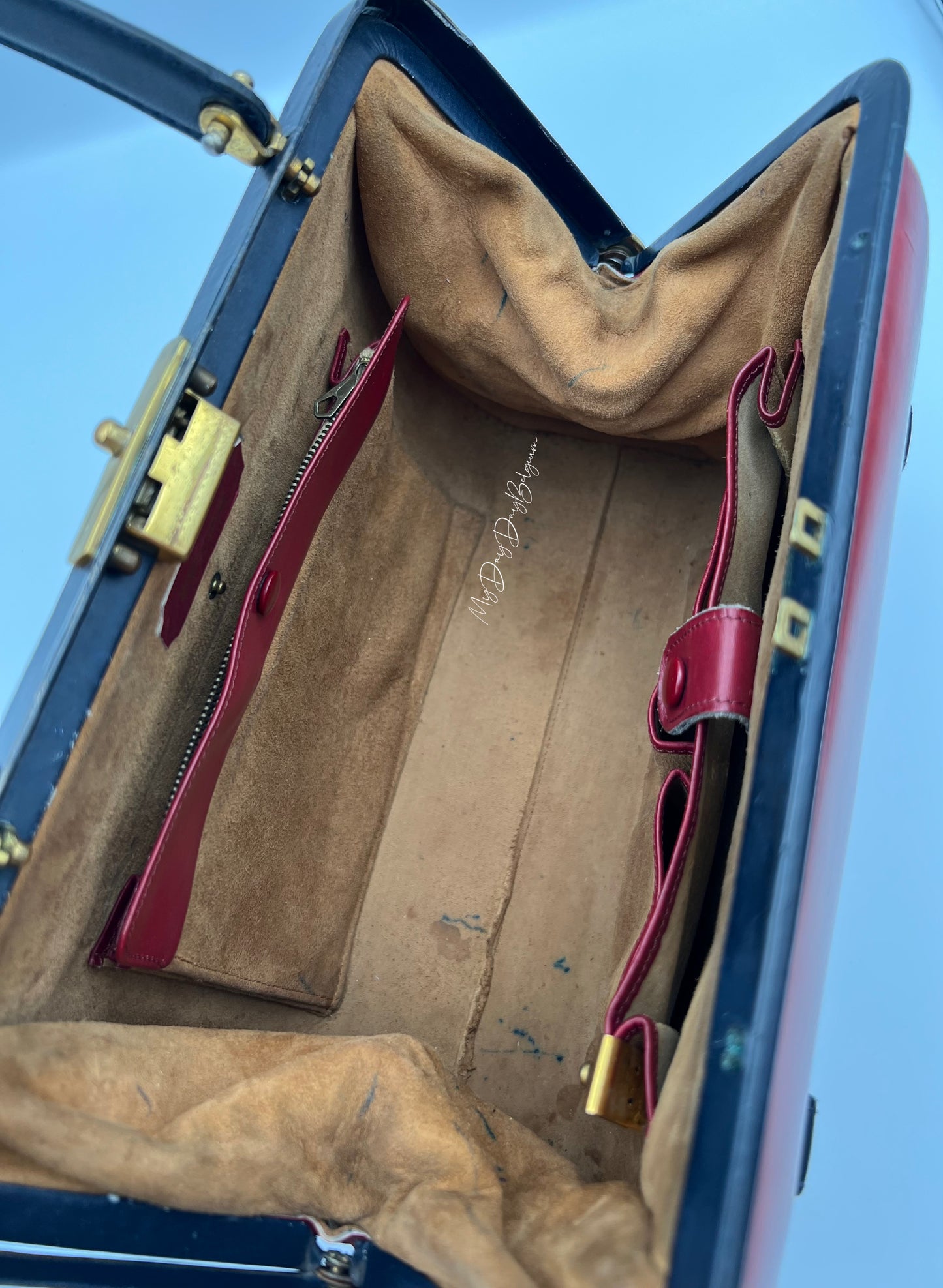 Vintage Delvaux top handle burgundy doctor bag 1962