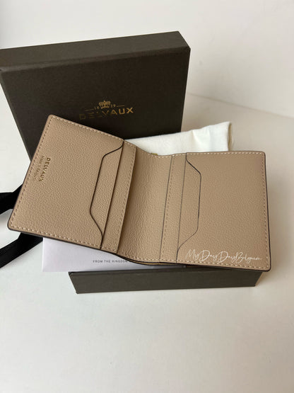 Delvaux wallet
