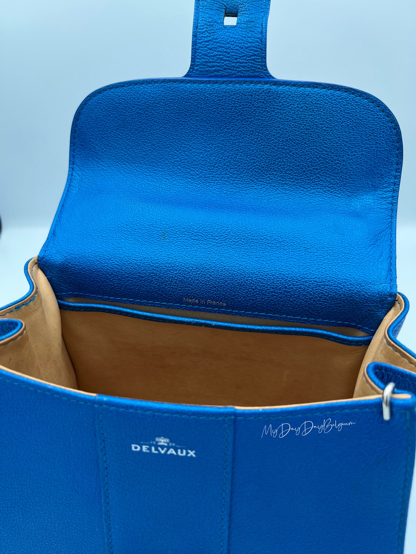 Delvaux Brillant electric blue