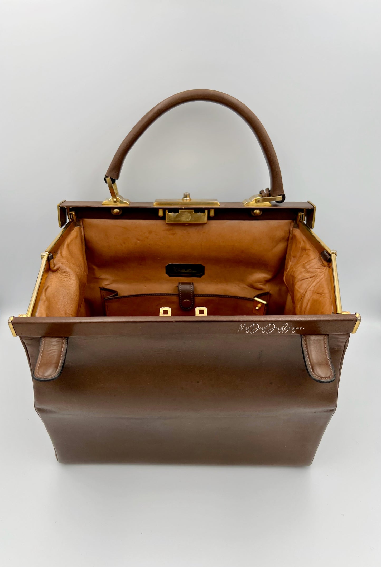 Delvaux Vintage "Doctor Bag" Top Handle brown 1962