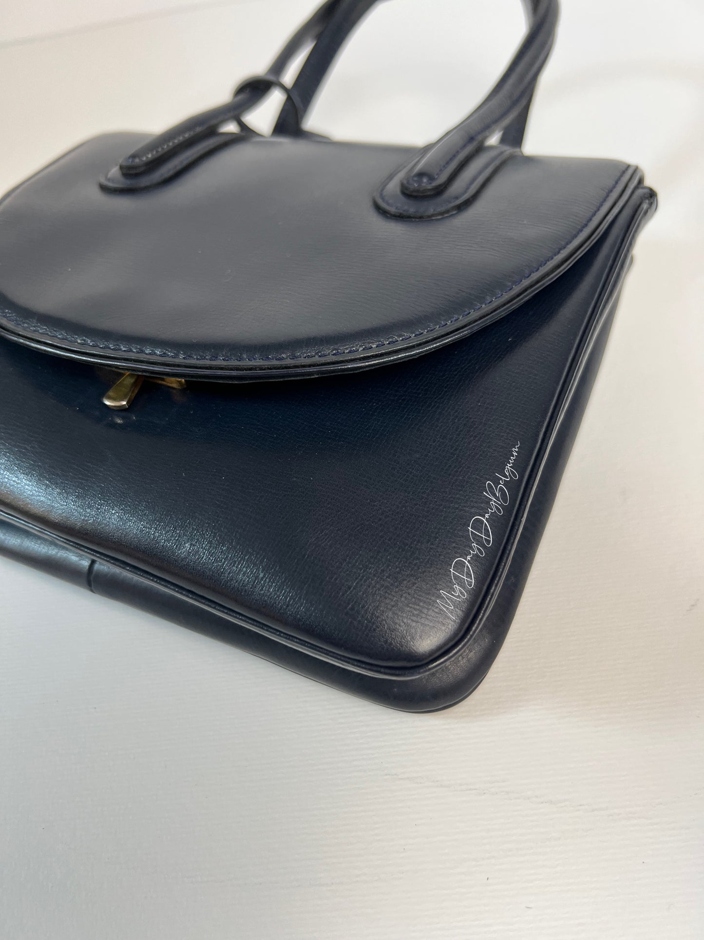 Delvaux 1966 vintage top handle