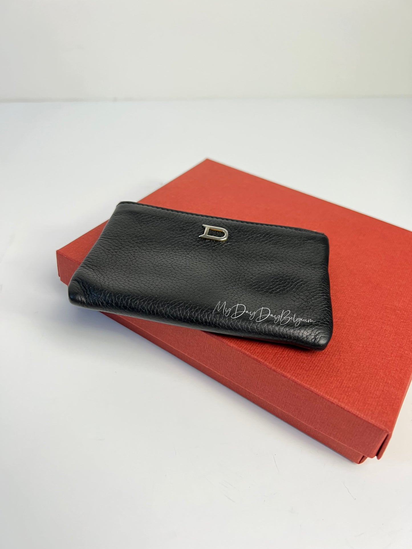 Vintage Delvaux coin / key holder