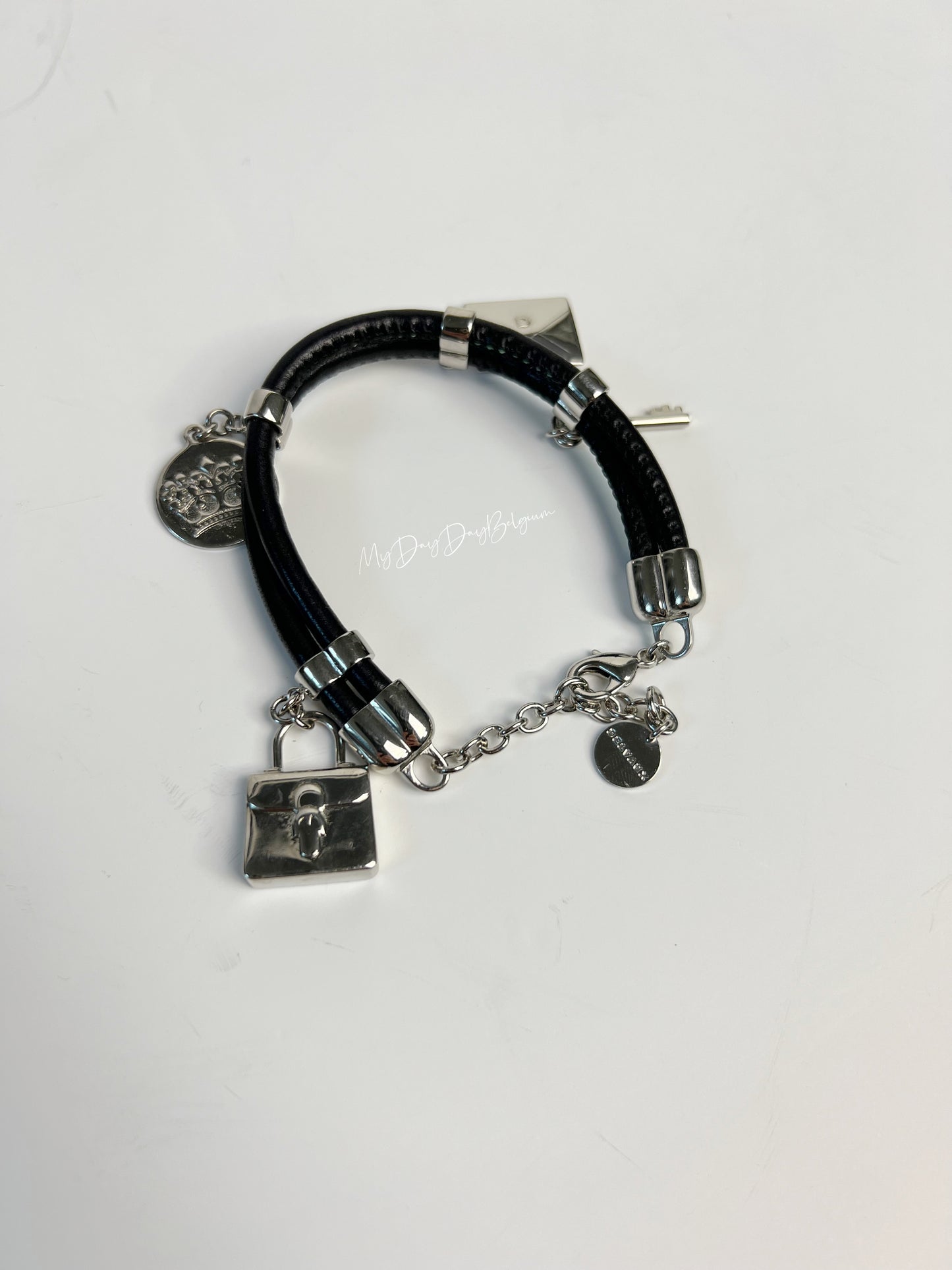 Delvaux charms bracelet