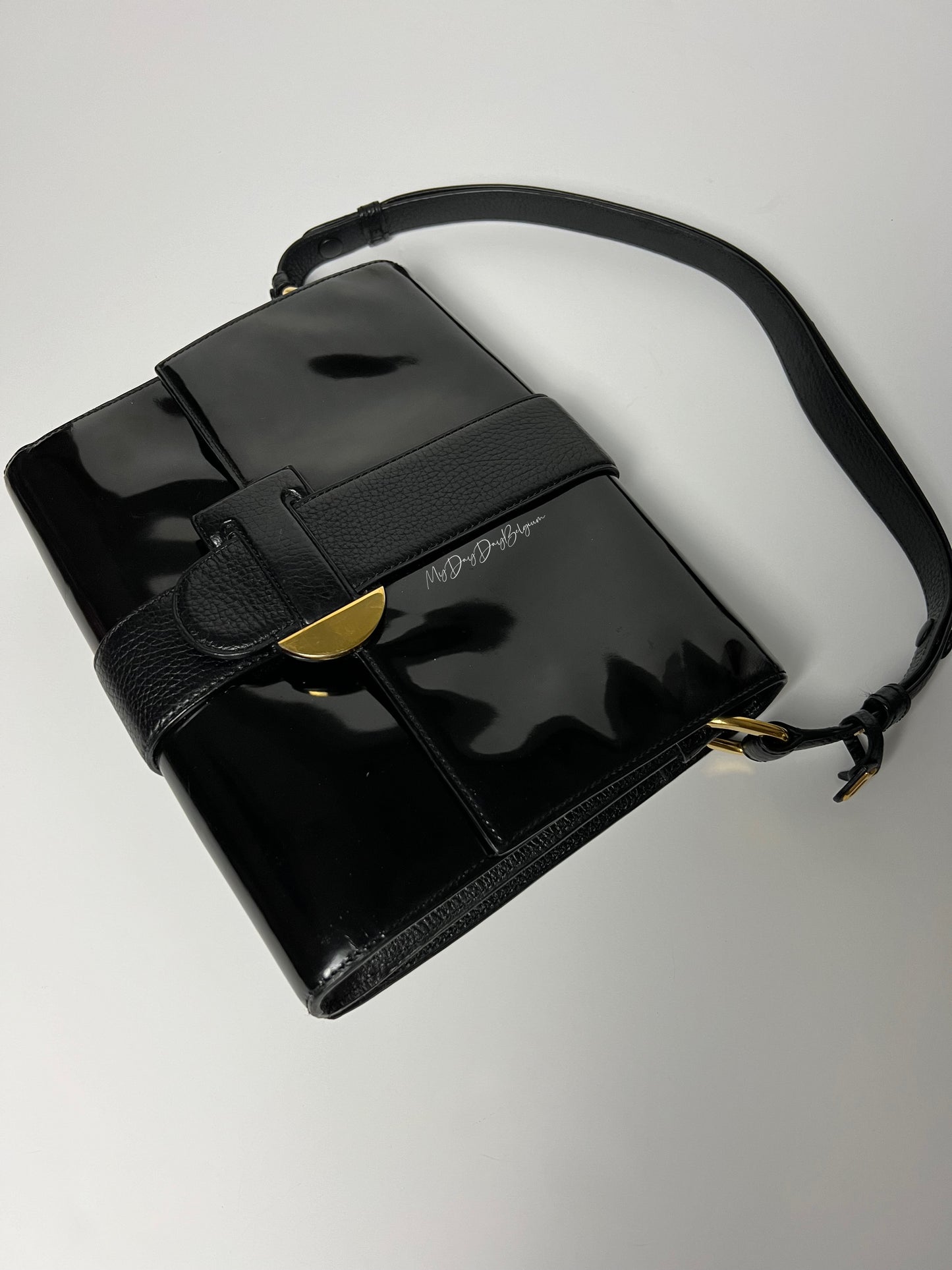 Delvaux vintage shoulder/crossbody patent leather bag 1988