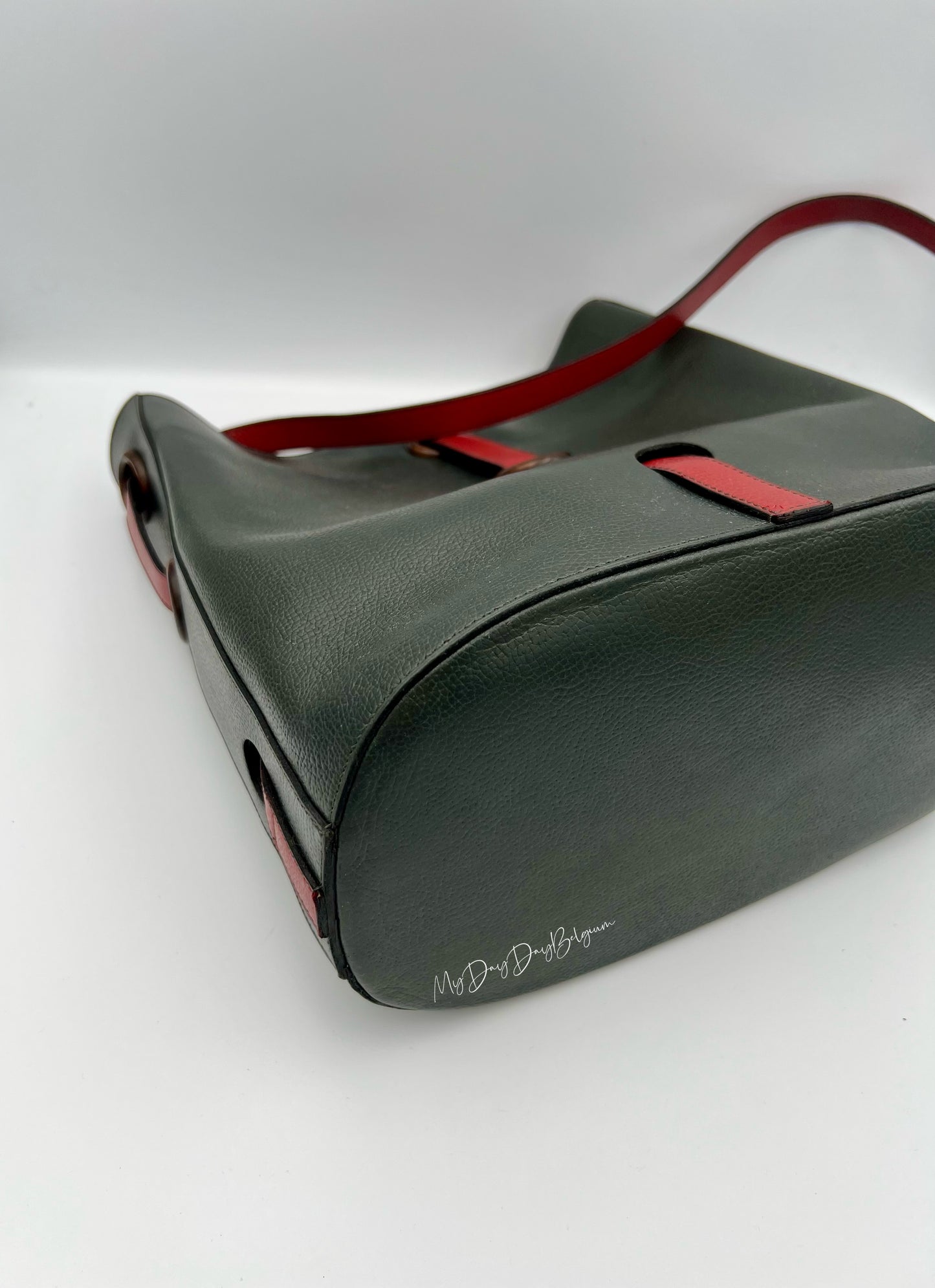 Vintage Delvaux work and bucket bag 1993 in dual colour green and red