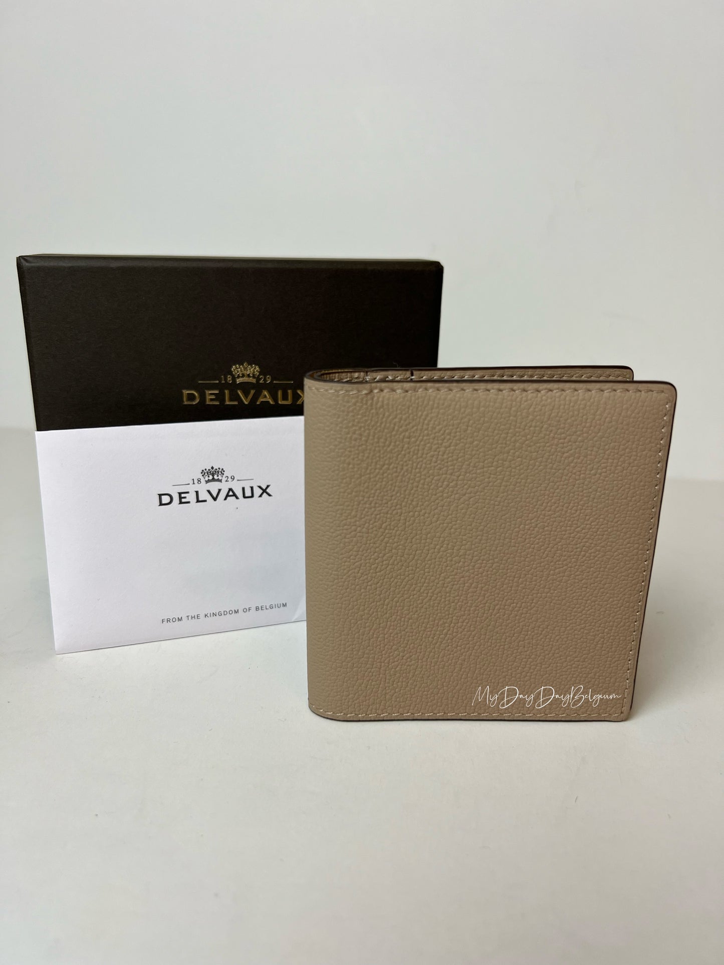 Delvaux wallet