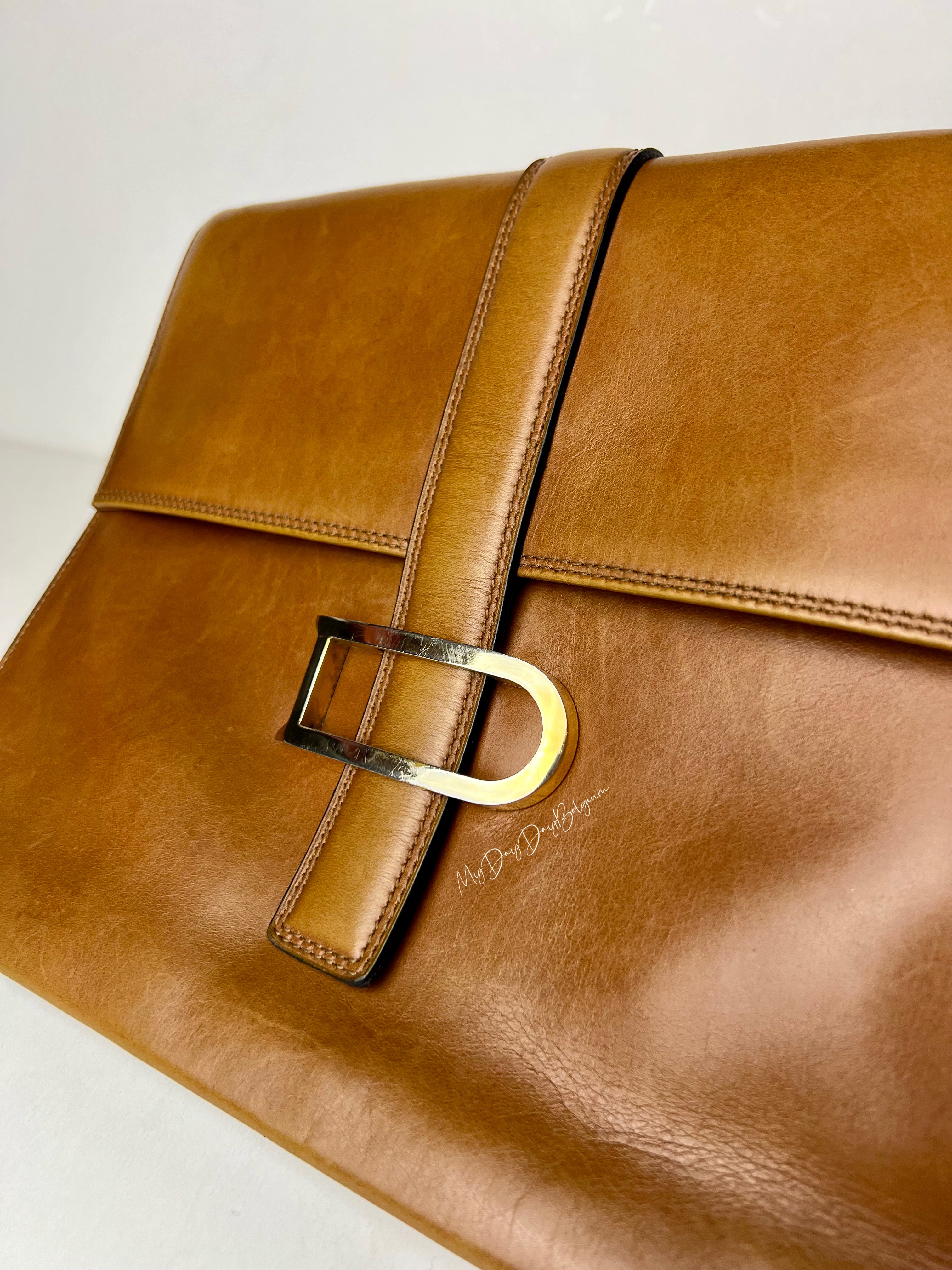 Delvaux Leonce Clutch Vintage 1973 – MyDayDayBelgium