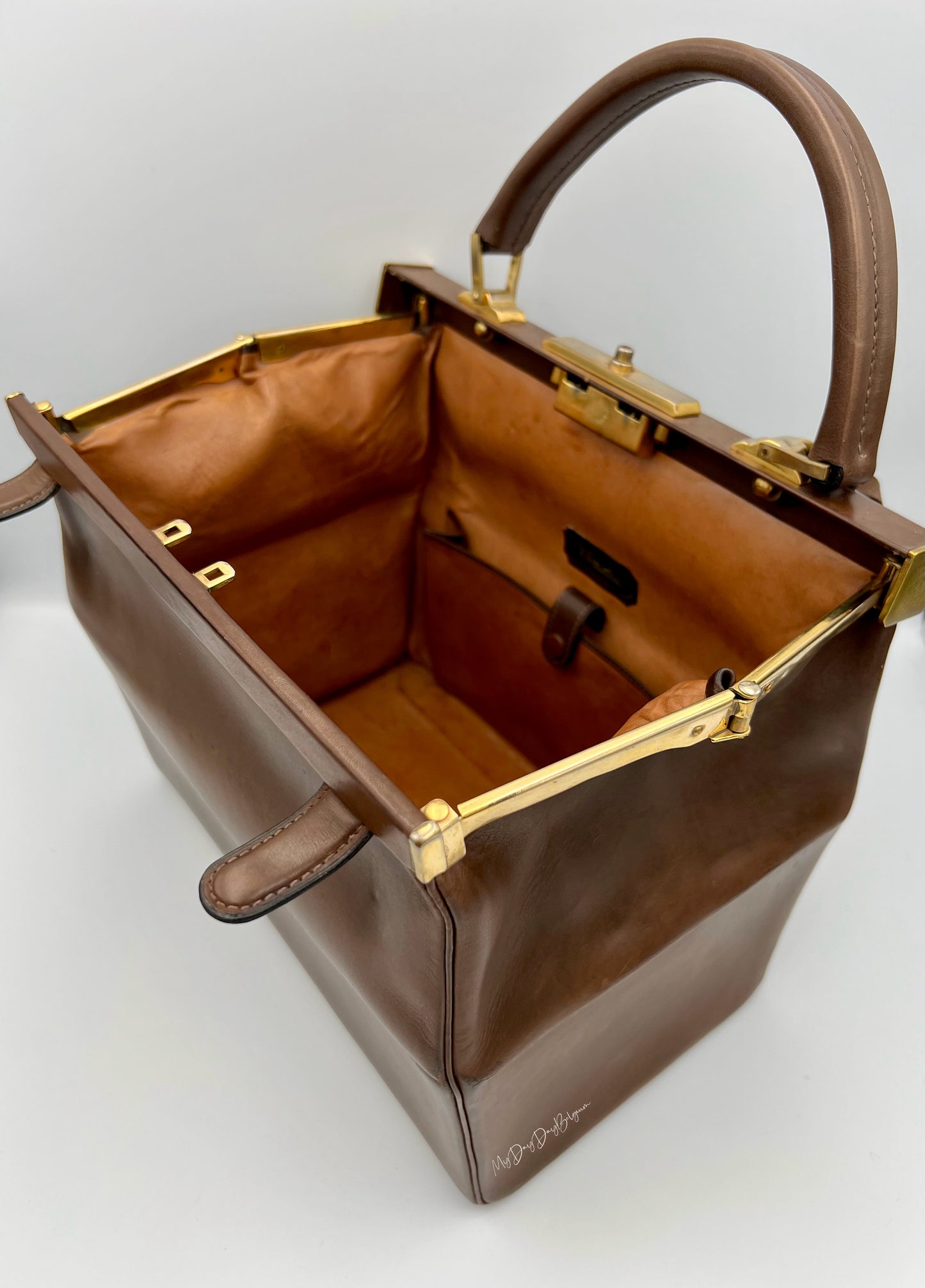 Delvaux Vintage "Doctor Bag" Top Handle brown 1962