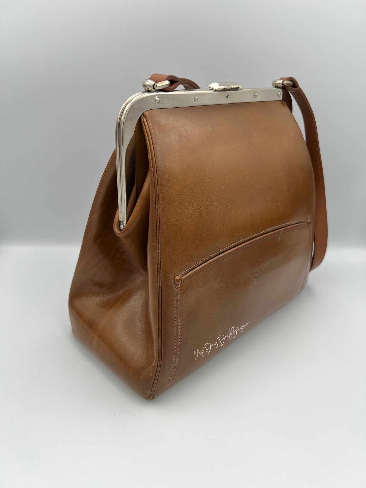 Delvaux vintage crossbody 1960