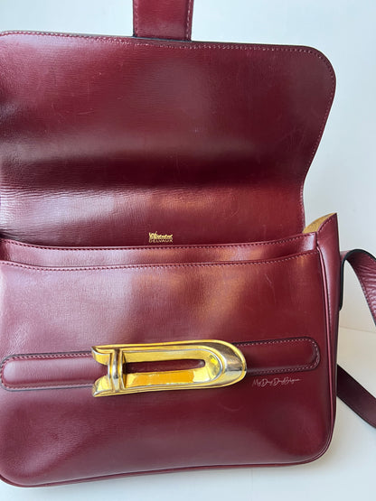 Delvaux vintage Crossbody / Shoulder Bag Burgundy Red 1975