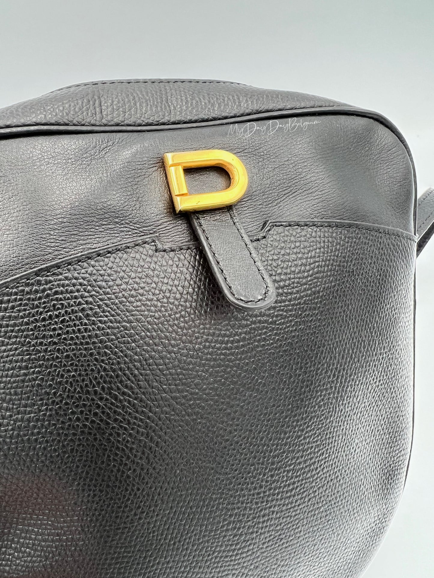 Vintage Delvaux crossbody 1980s