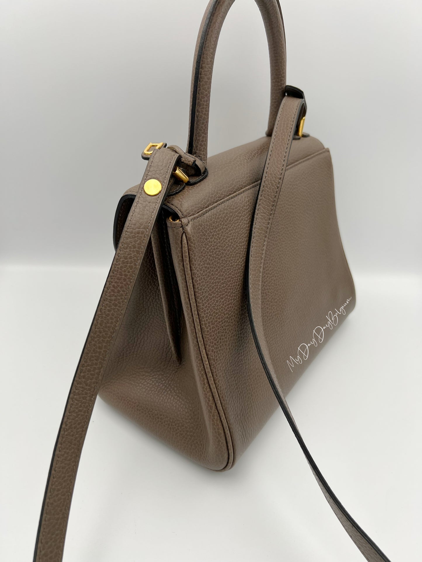 Vintage Delvaux Brillant in Taupe PM early 90s