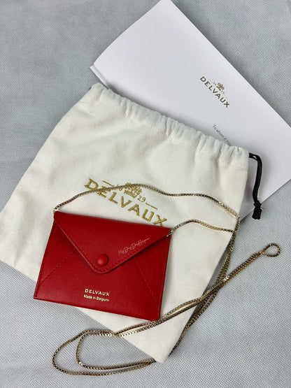 Delvaux Wallet on Chain Kiss 2020's