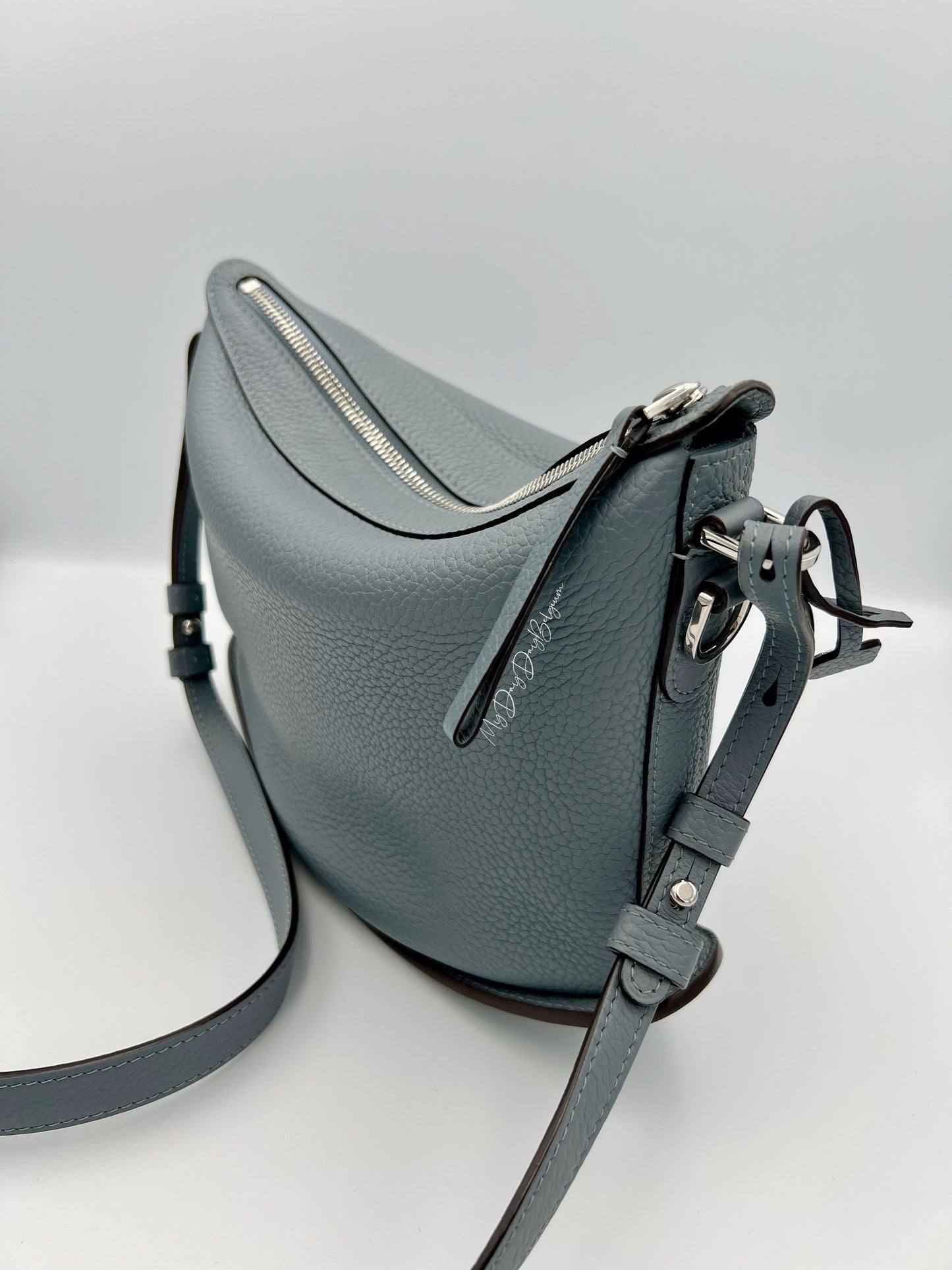 Delvaux Pin Swing