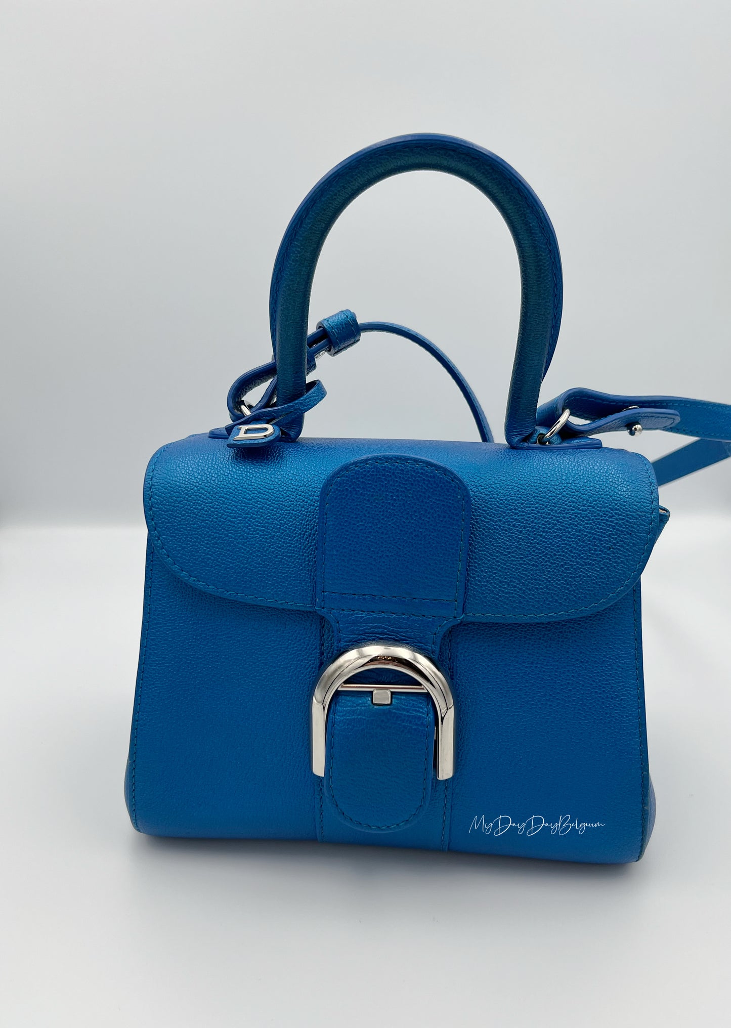 Delvaux Brillant electric blue