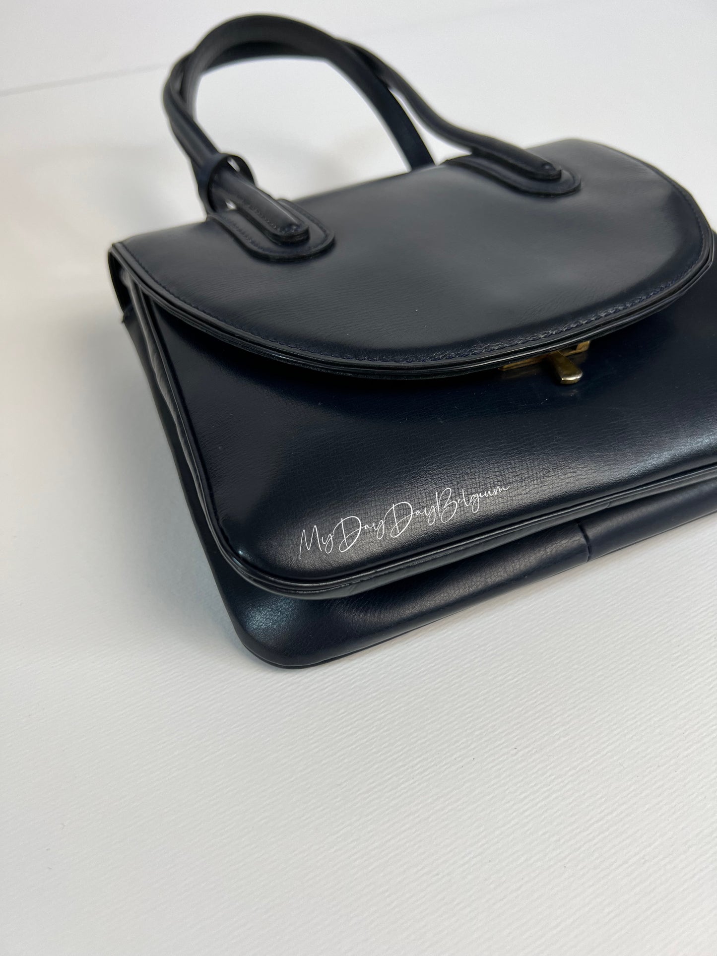 Delvaux 1966 vintage top handle