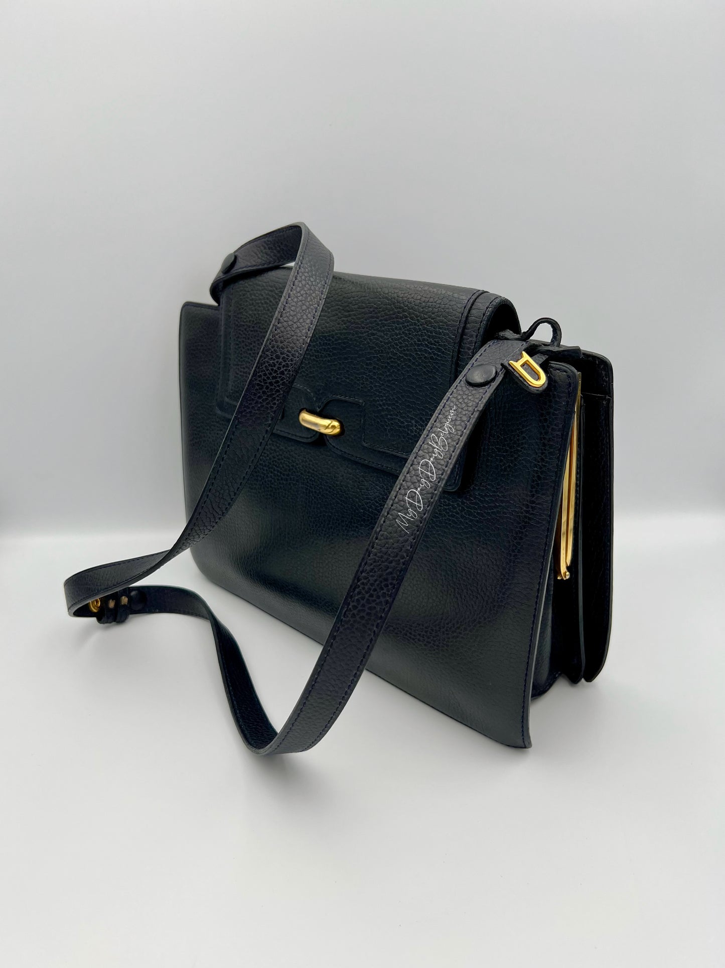 Delvaux vintage crossbody / shoulder bag navy 1991