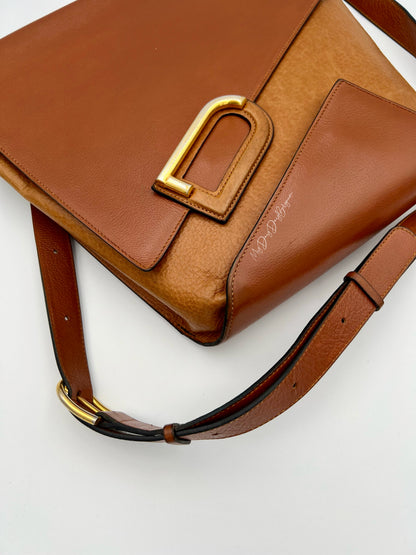 Delvaux vintage crossbody in cognac trotteur leather 1980’s